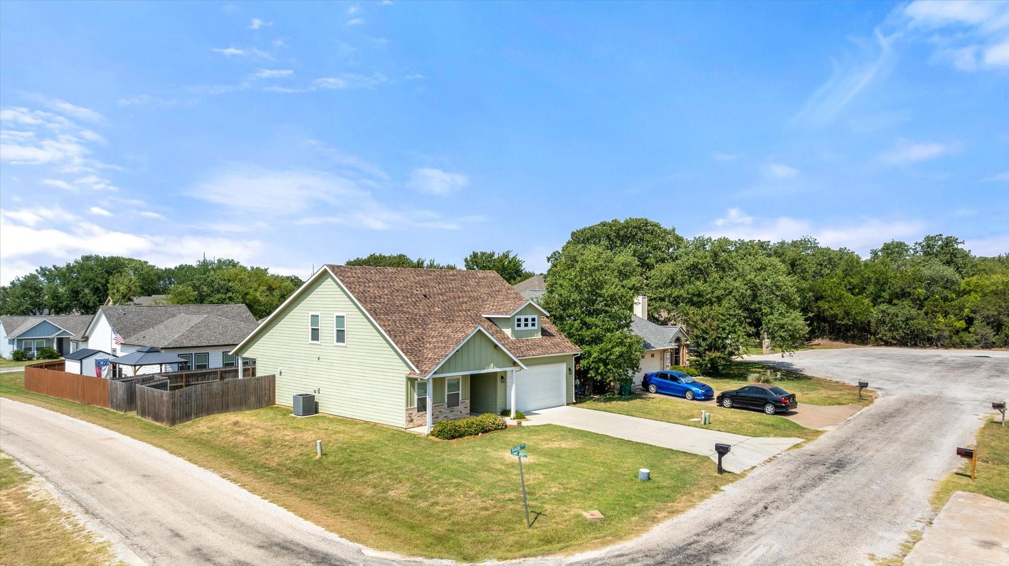main property photo 24
