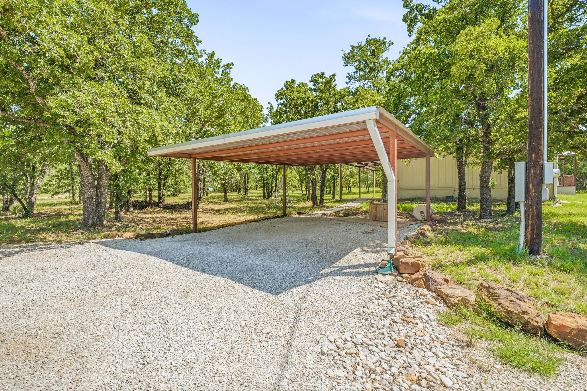 main property photo 23