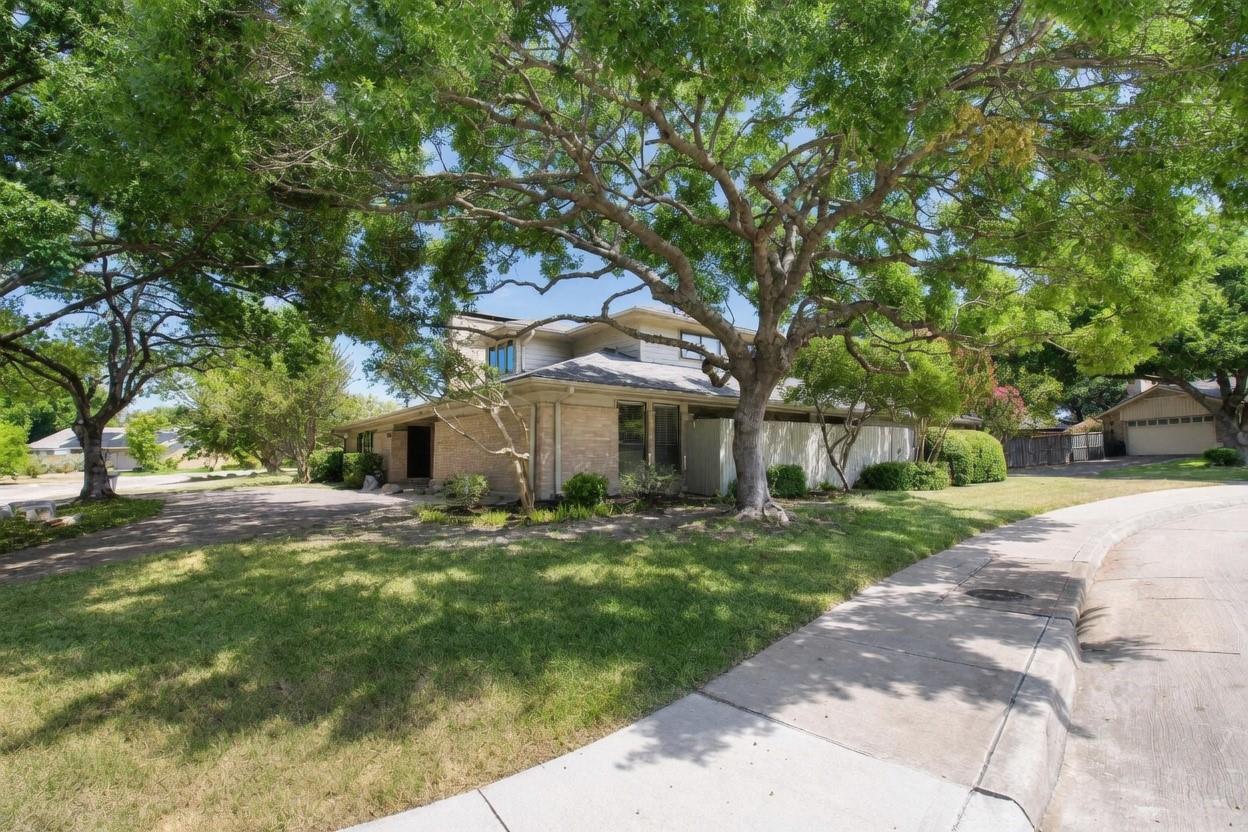main property photo 4