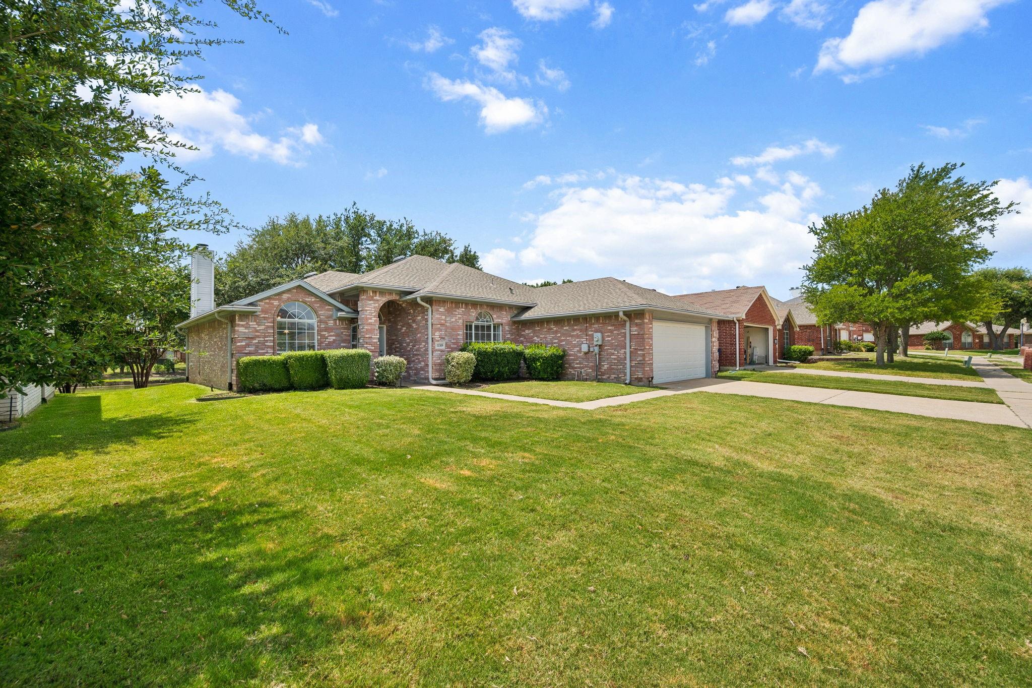 main property photo 3