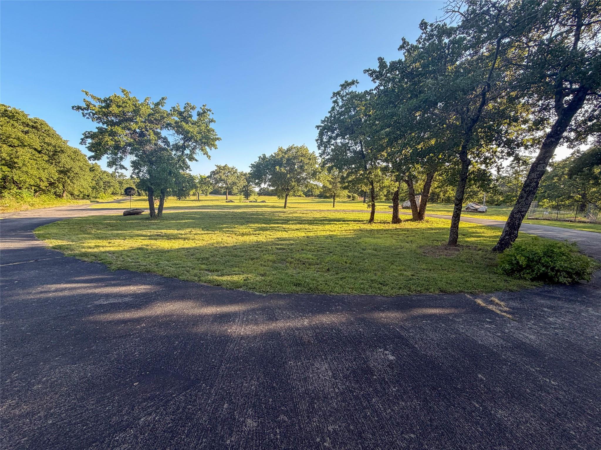 main property photo 37