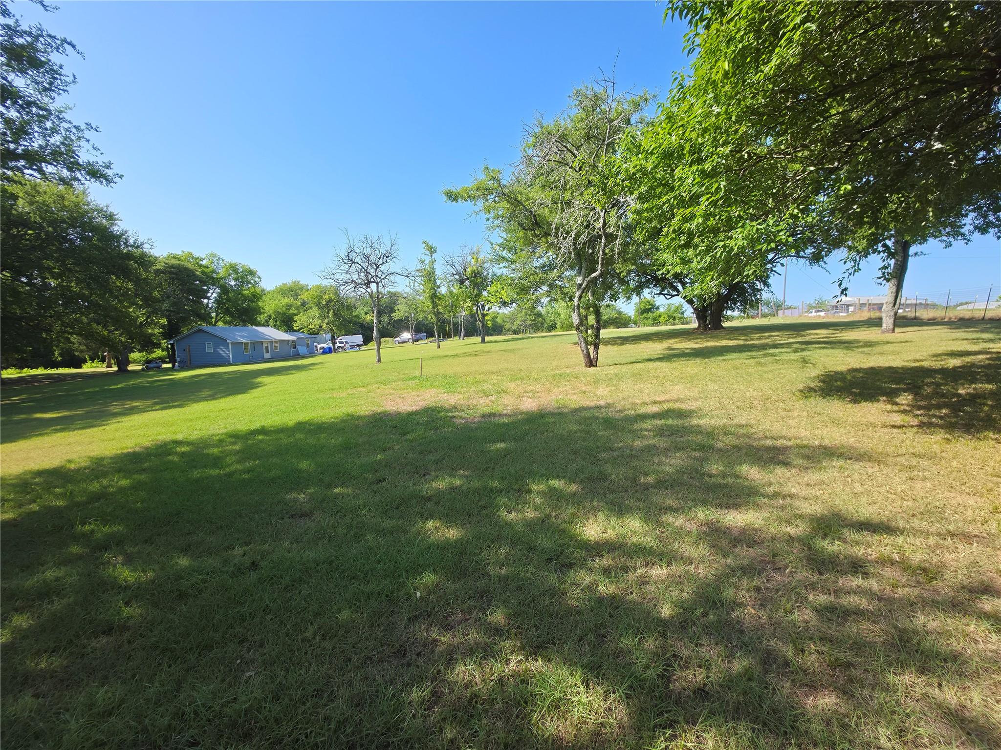 main property photo 26