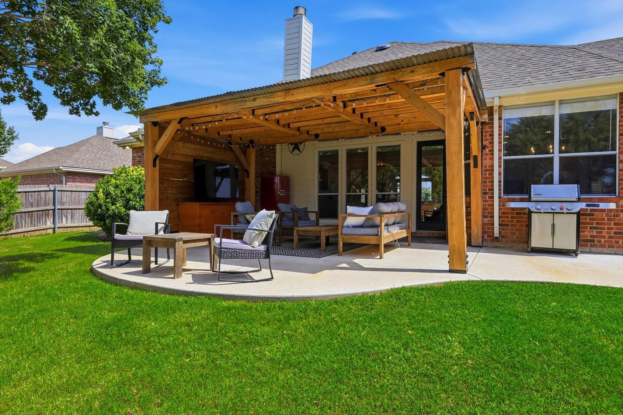 main property photo 33