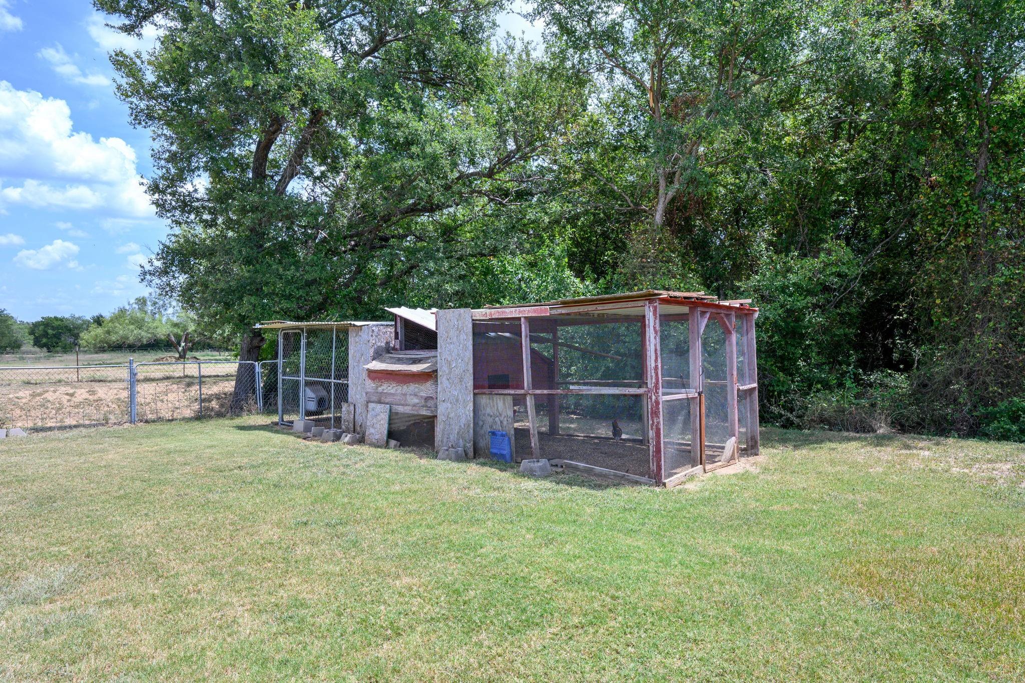 main property photo 34