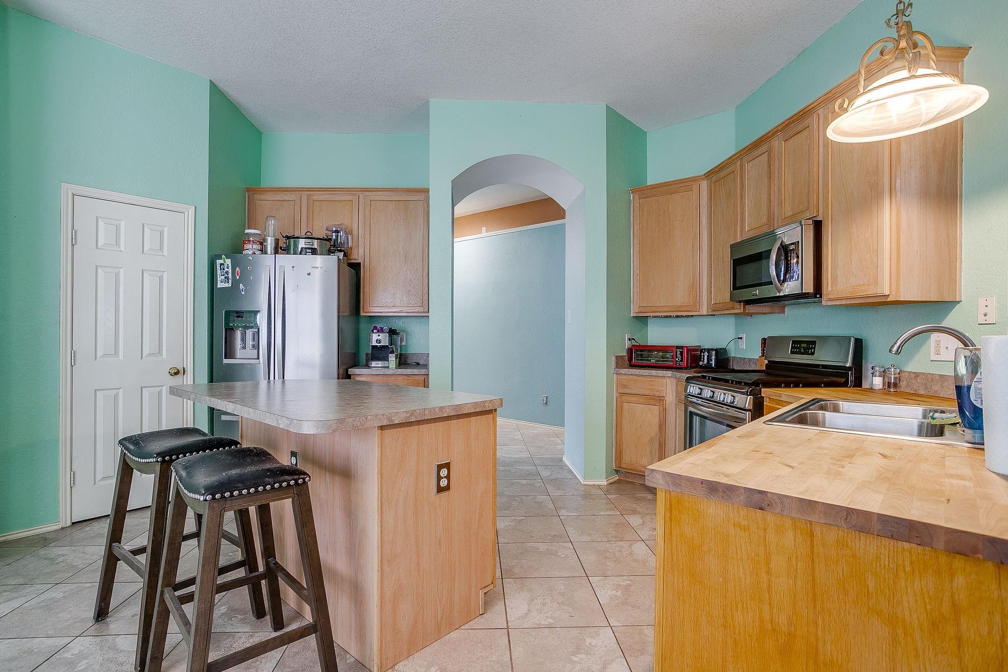 main property photo 8