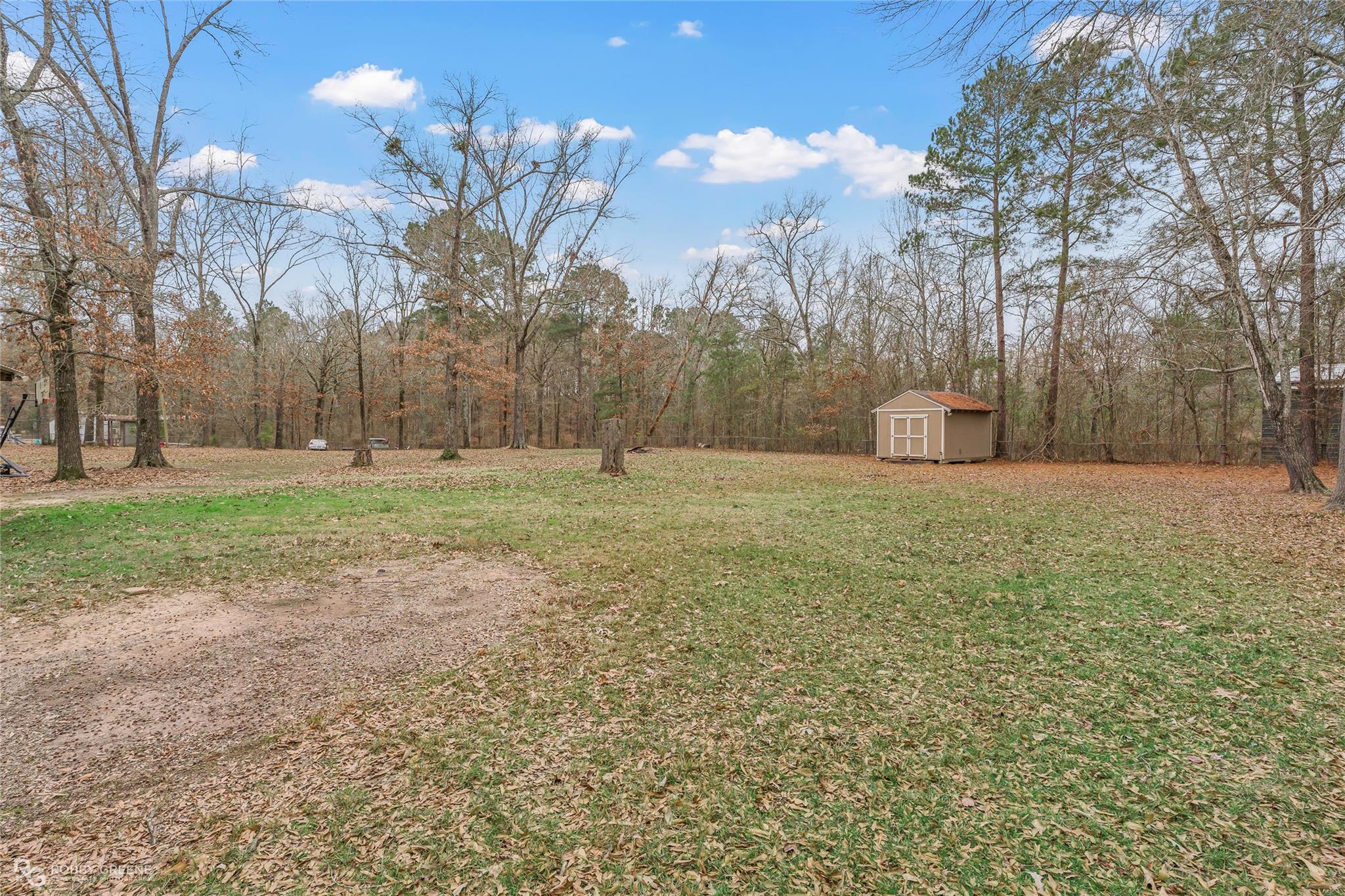 main property photo 20