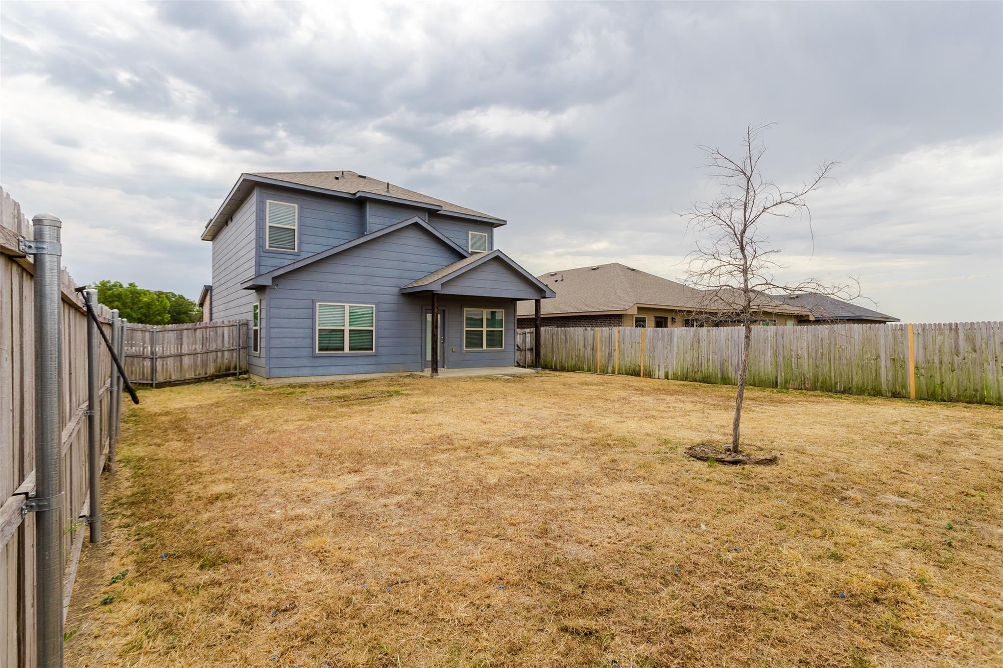 main property photo 33