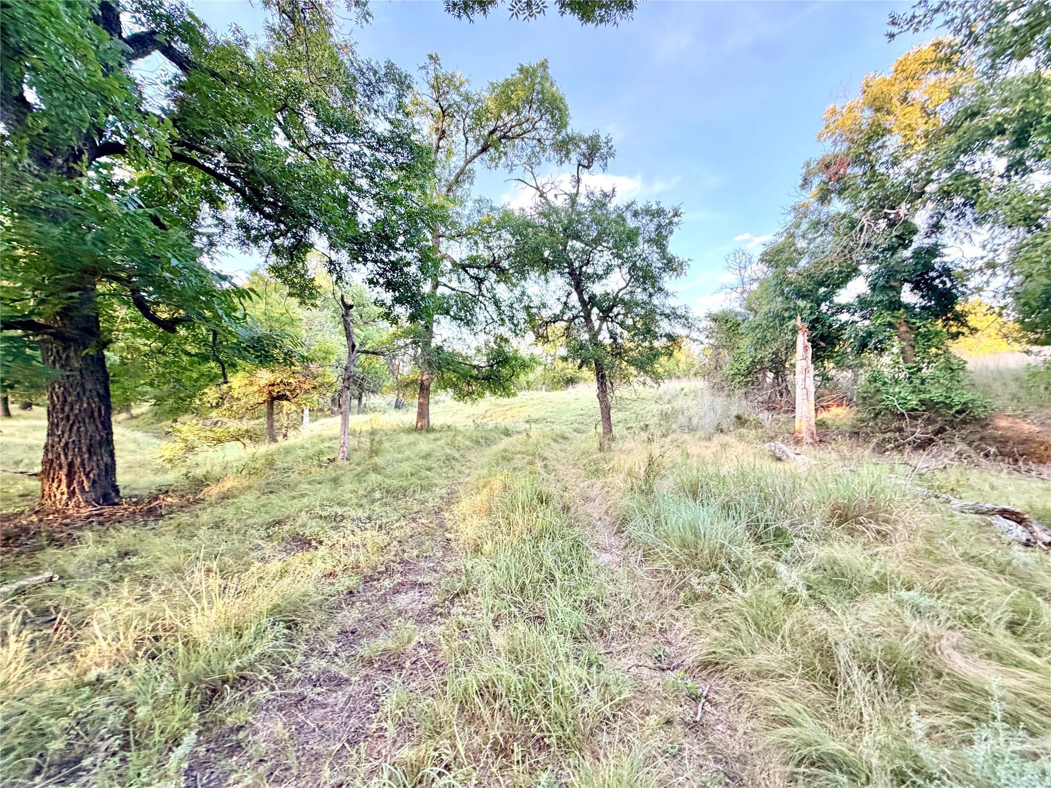 main property photo 23