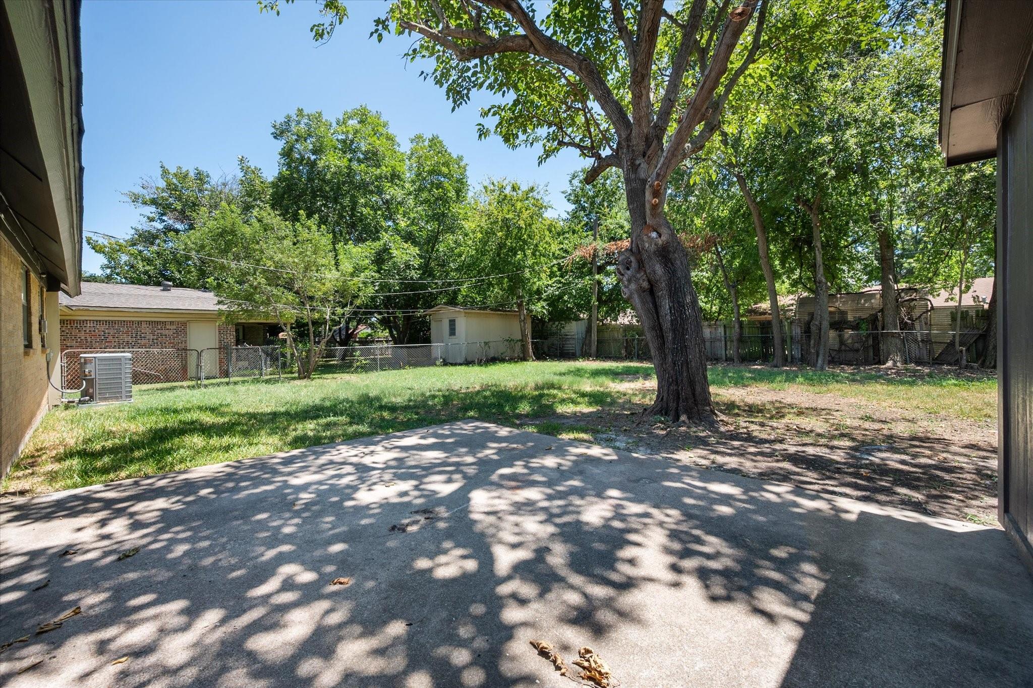 main property photo 26