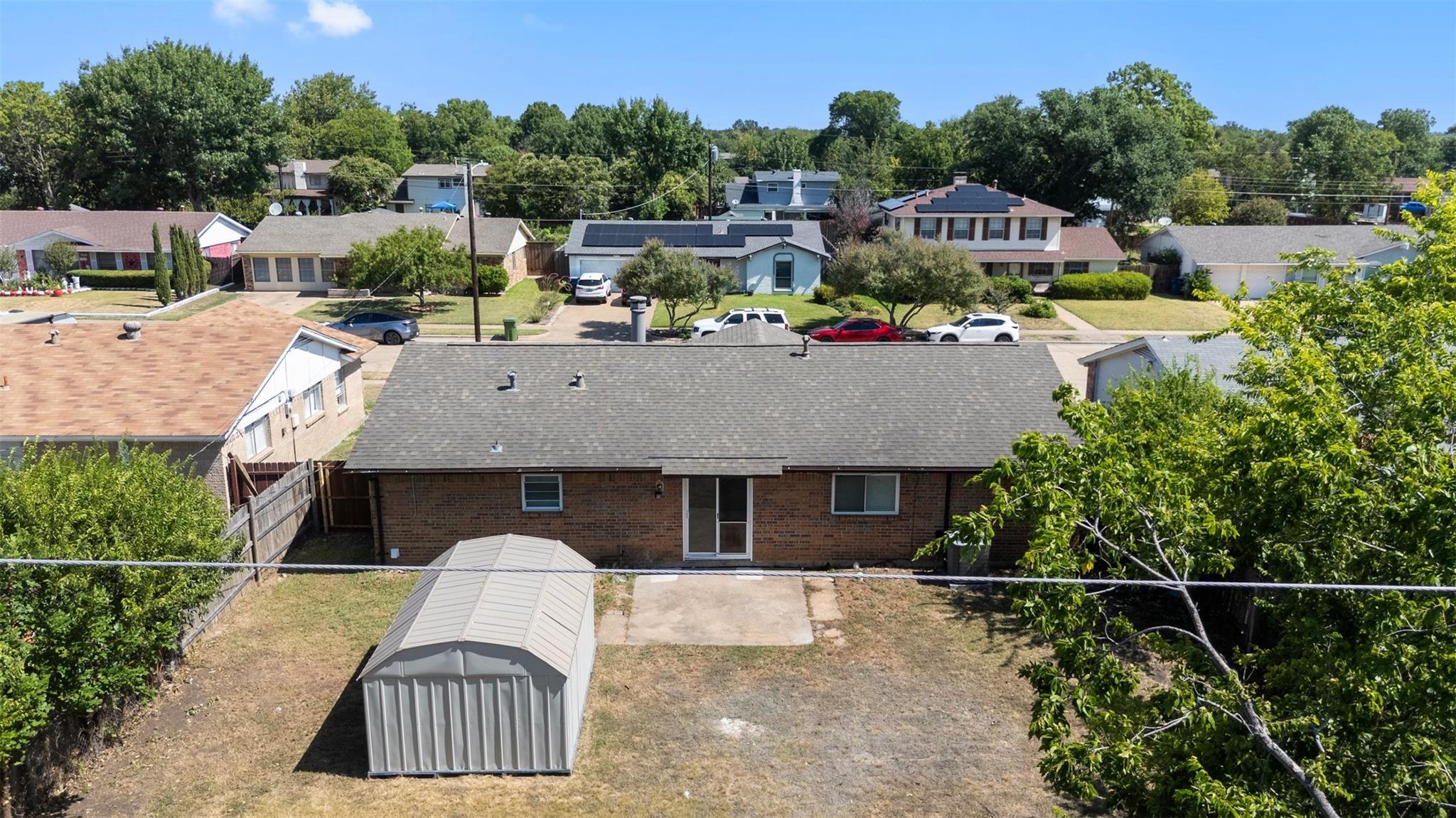 main property photo 11