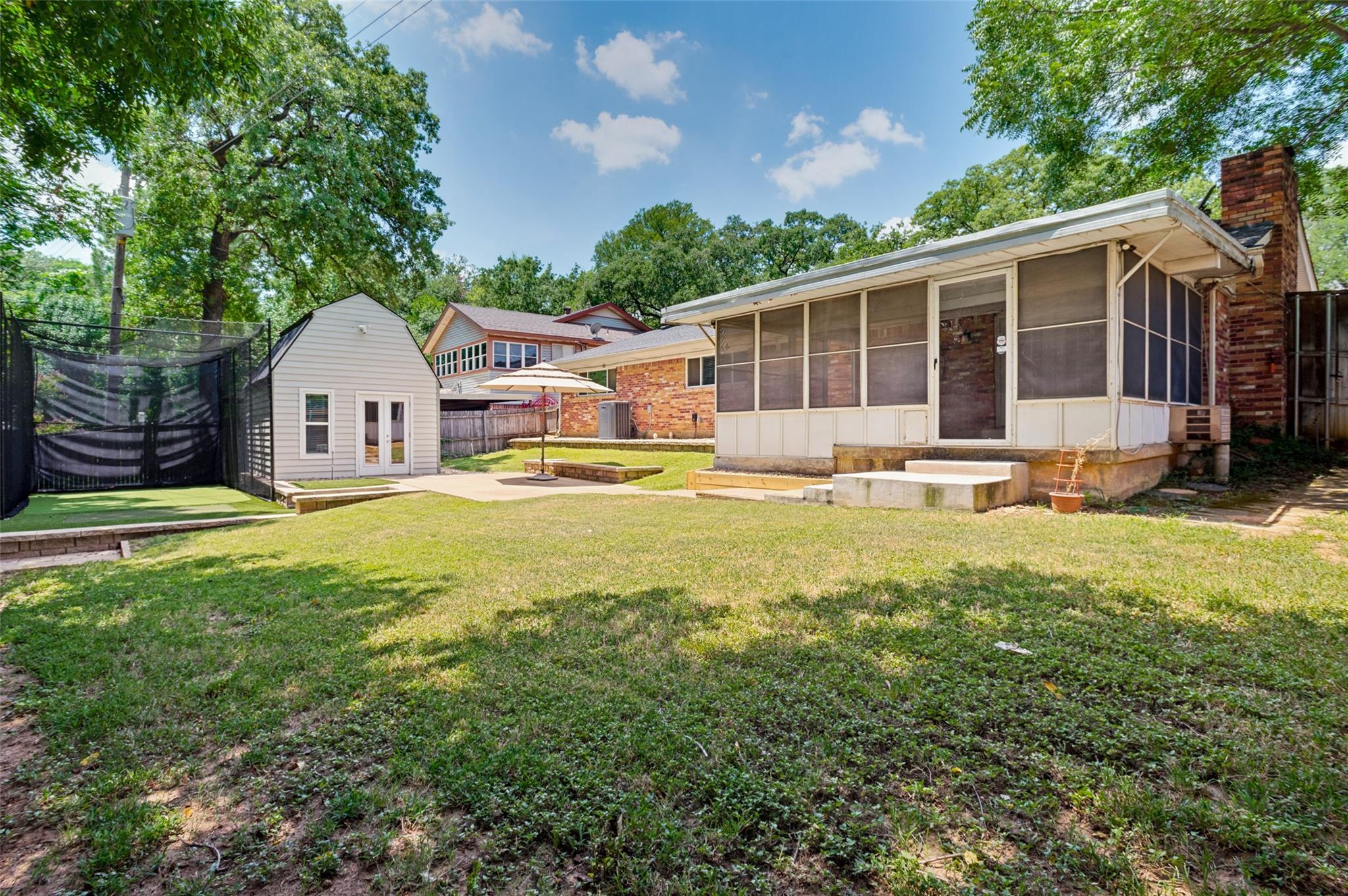 main property photo 29