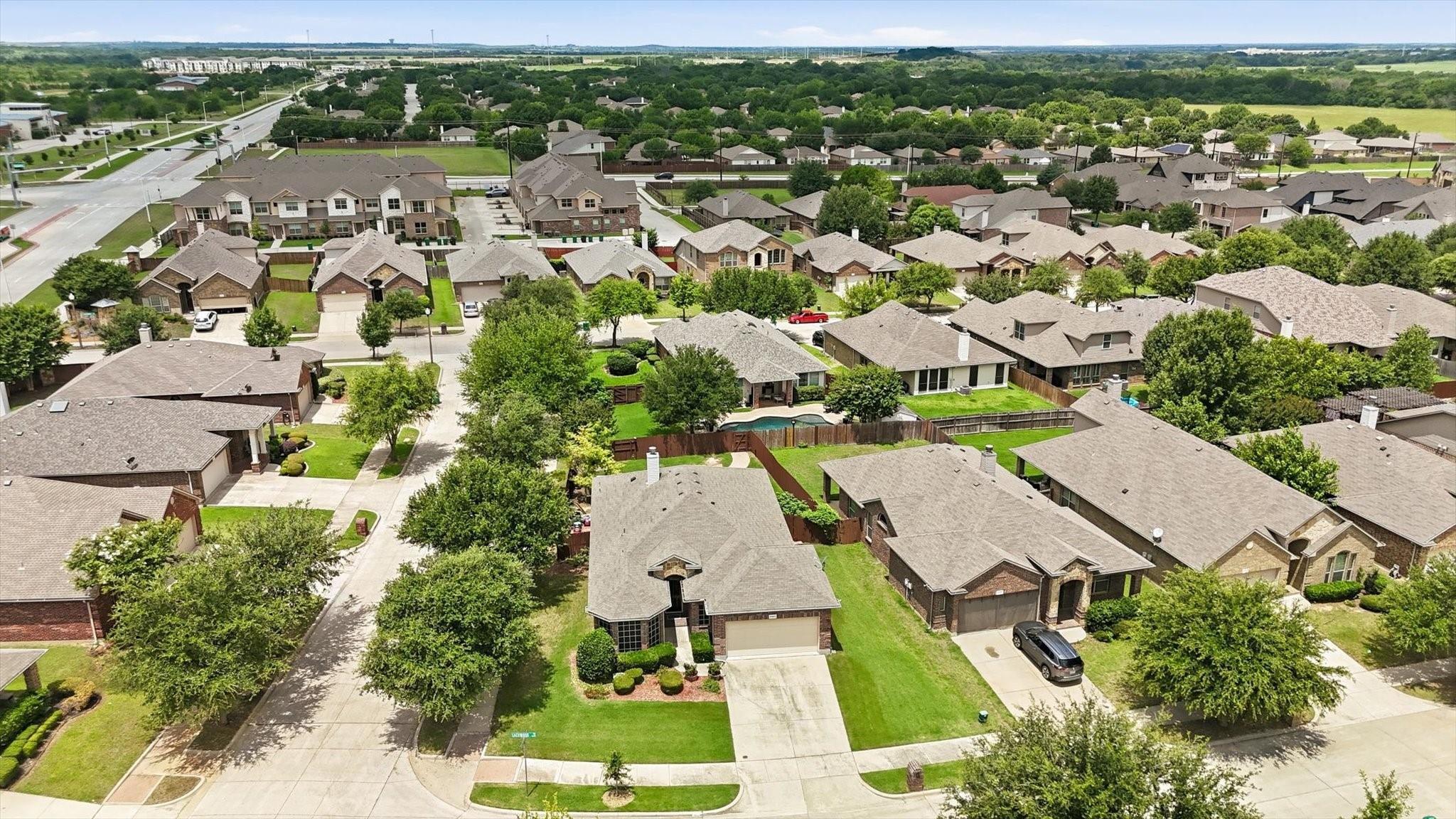 main property photo 18