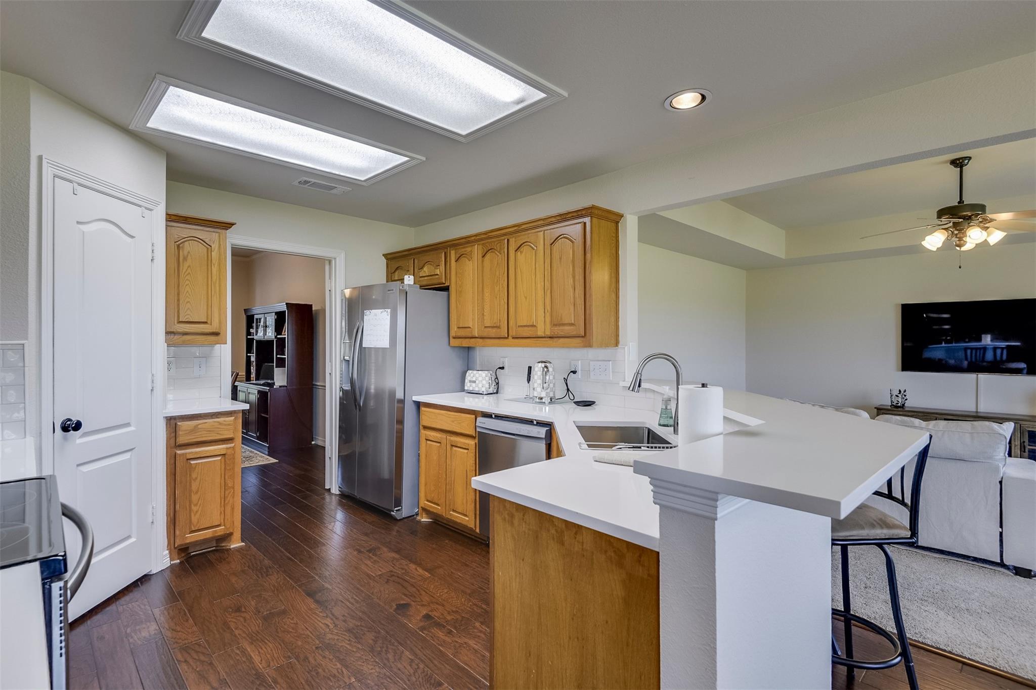 main property photo 20