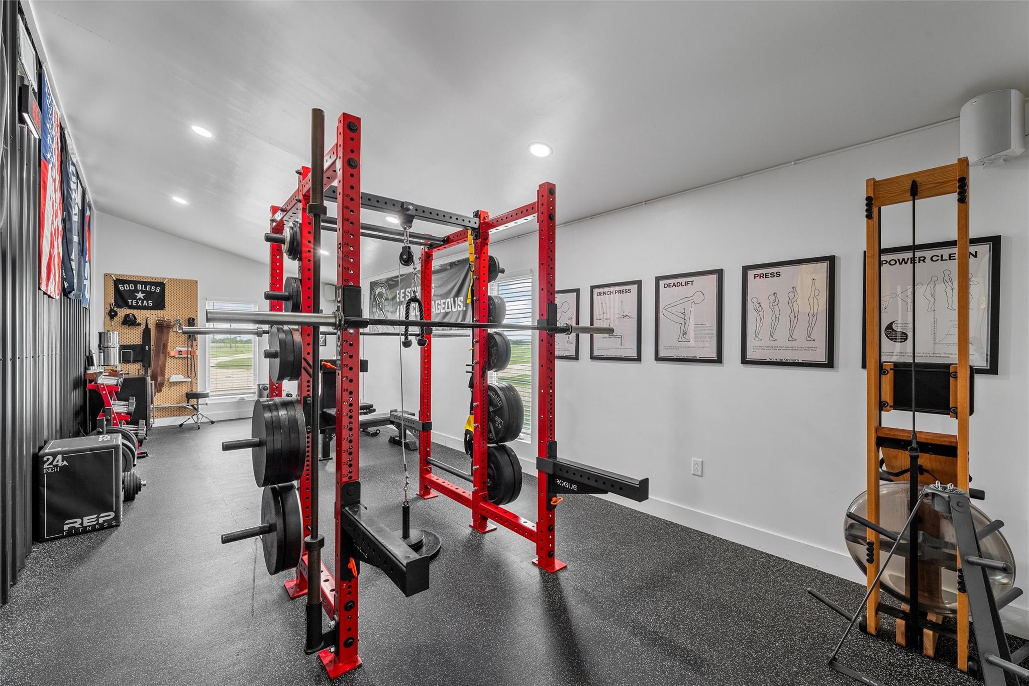main property photo 35