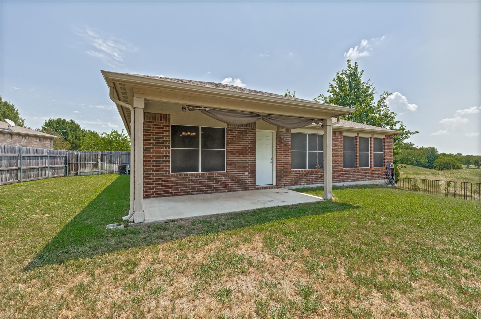 main property photo 26