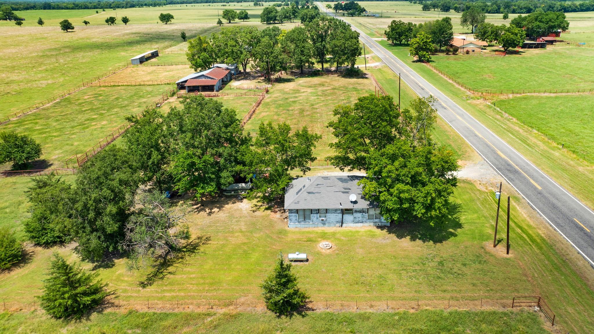 main property photo 22
