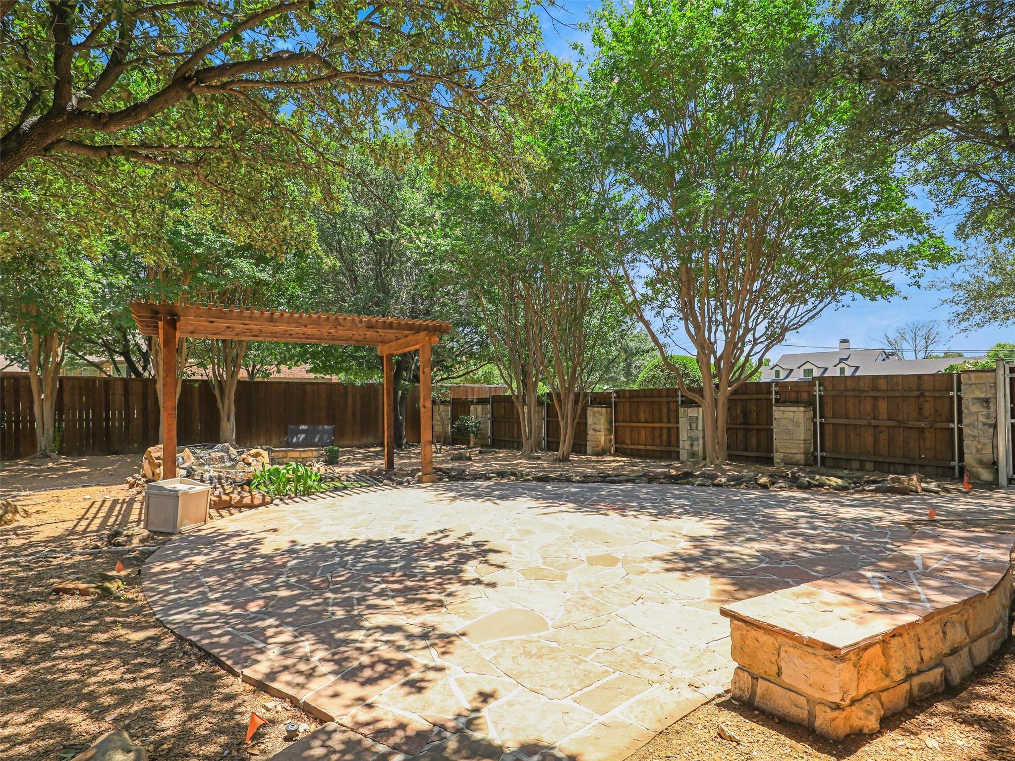 main property photo 27
