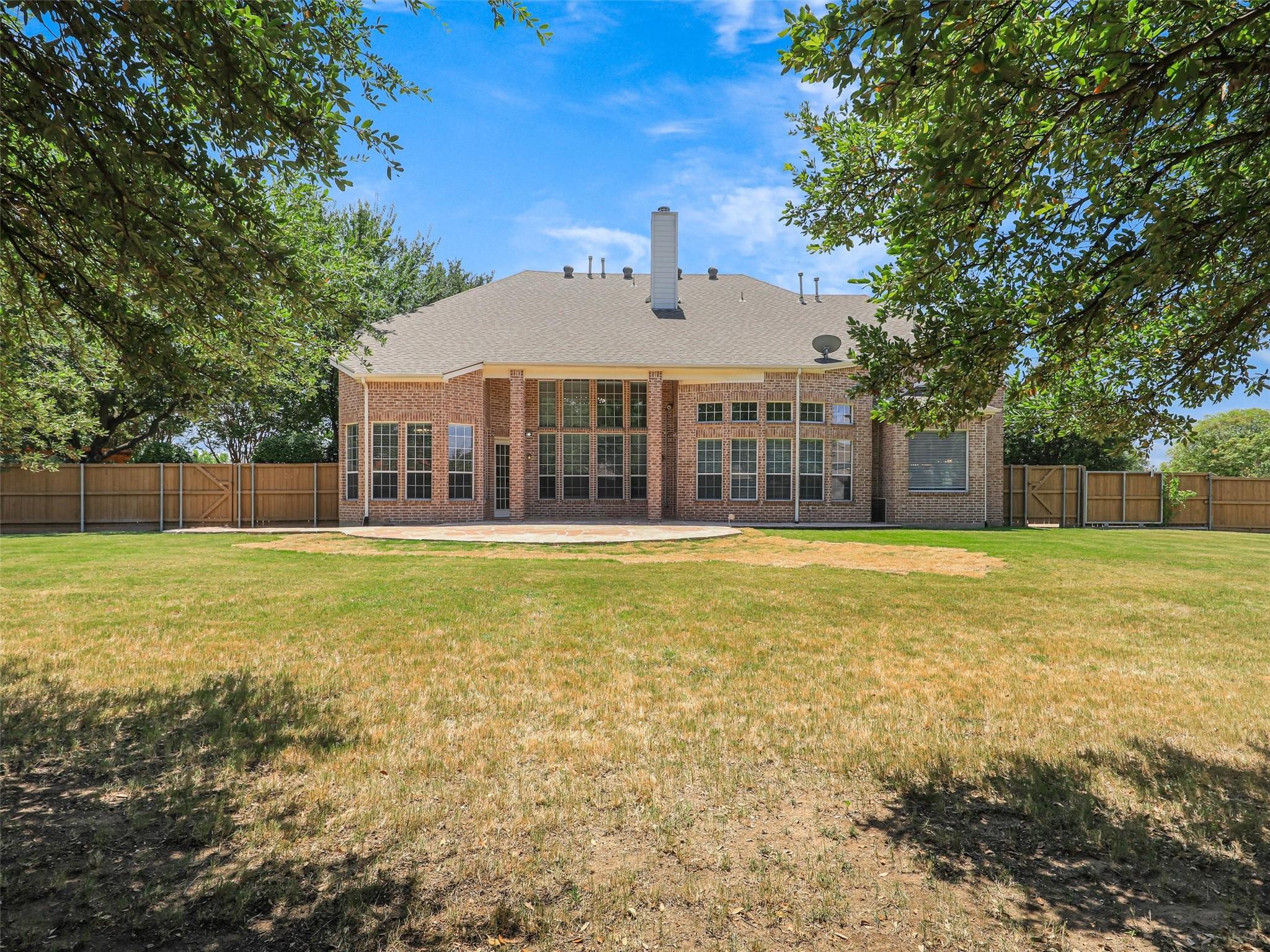 main property photo 31