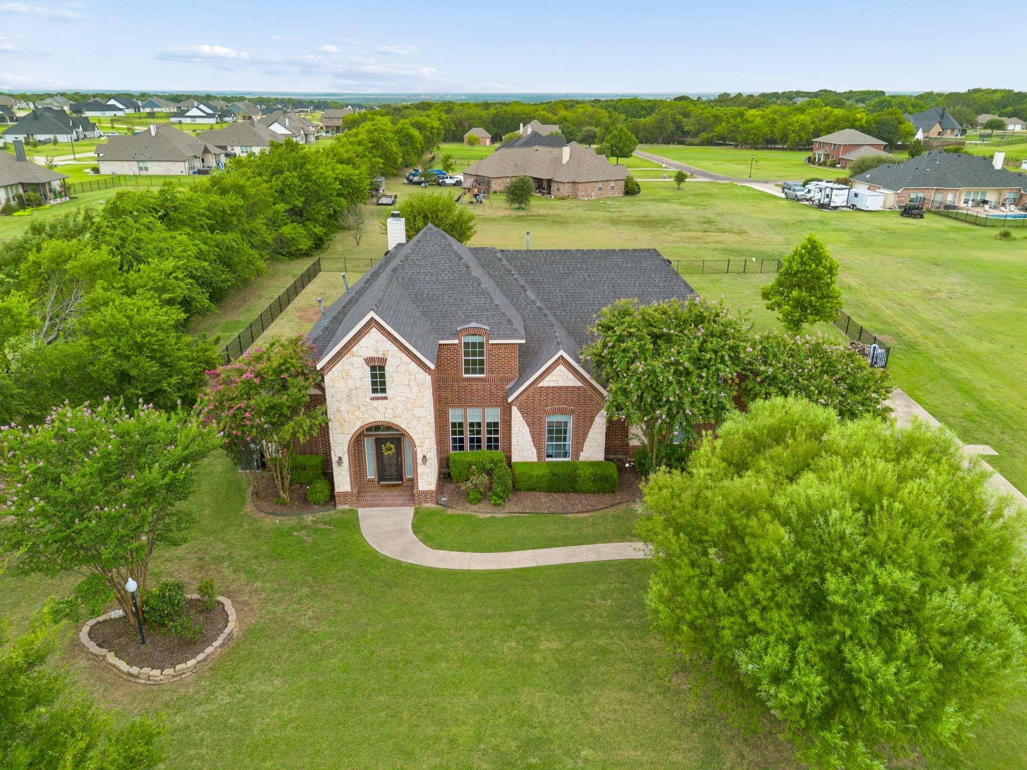 main property photo 35