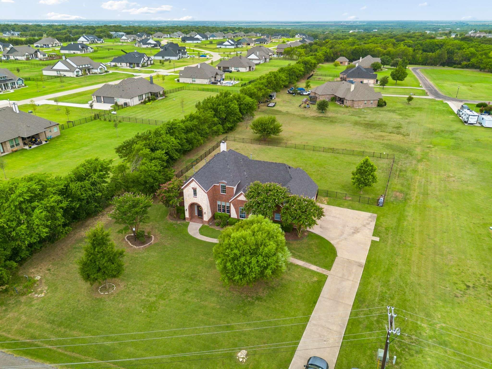 main property photo 38
