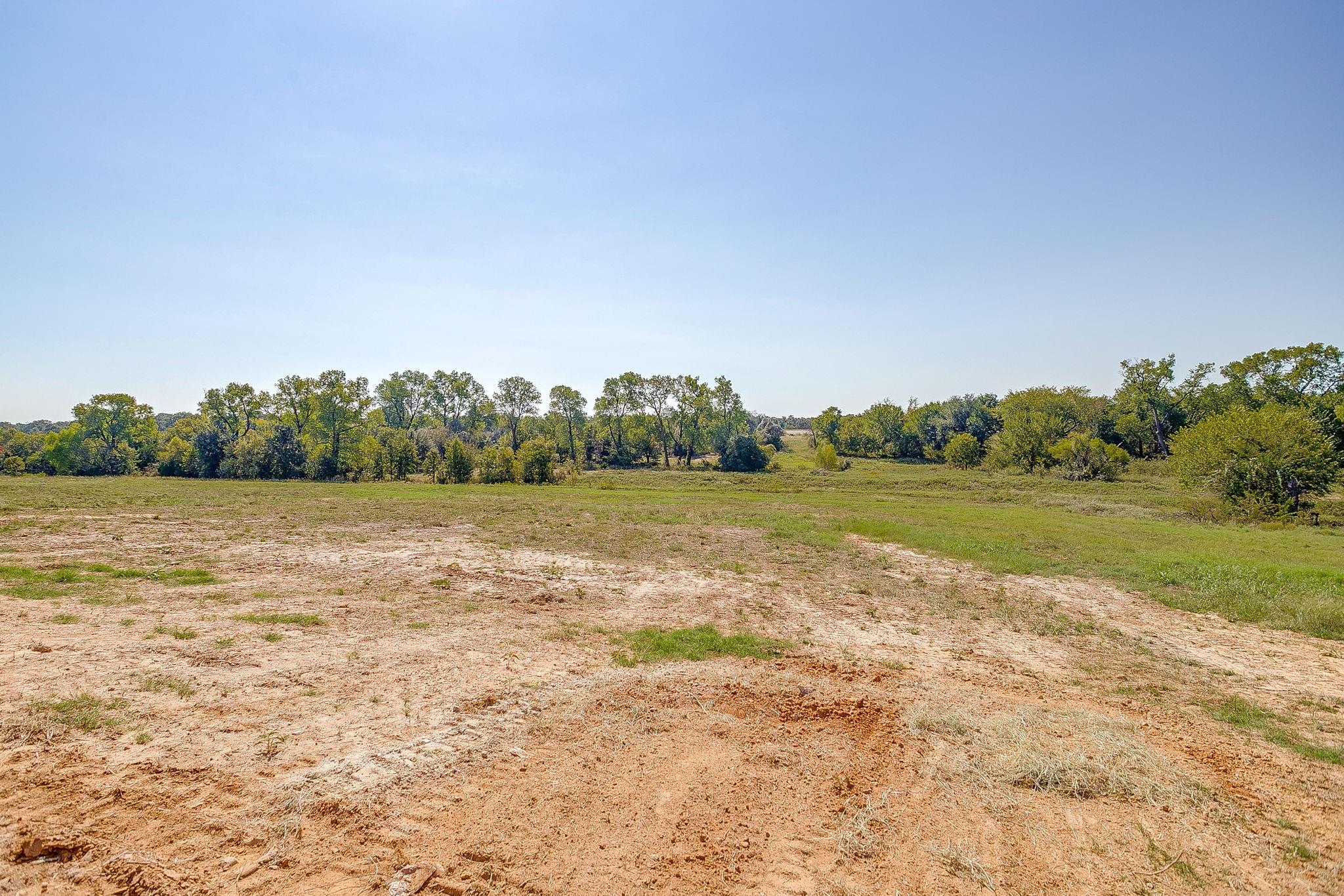 main property photo 39