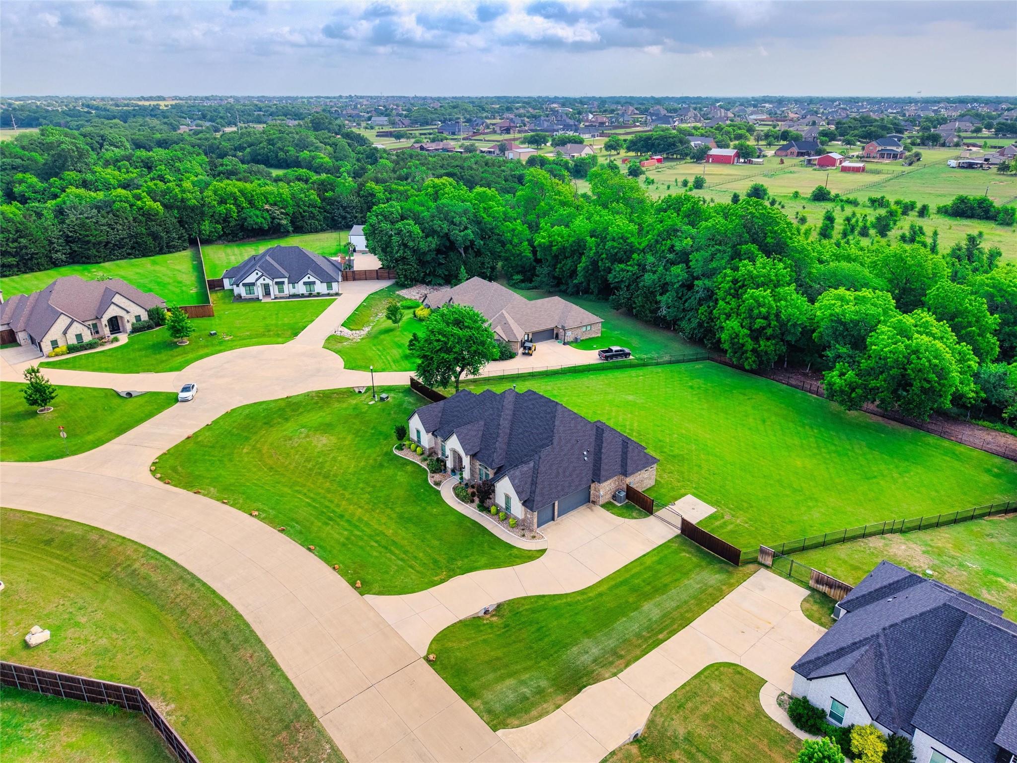 main property photo 3