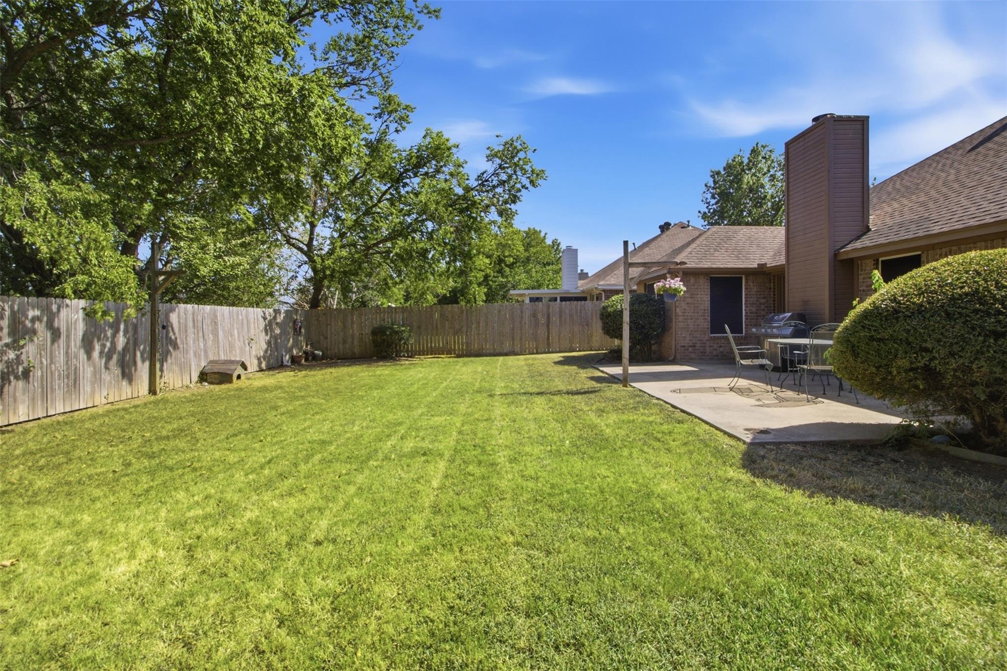 main property photo 31