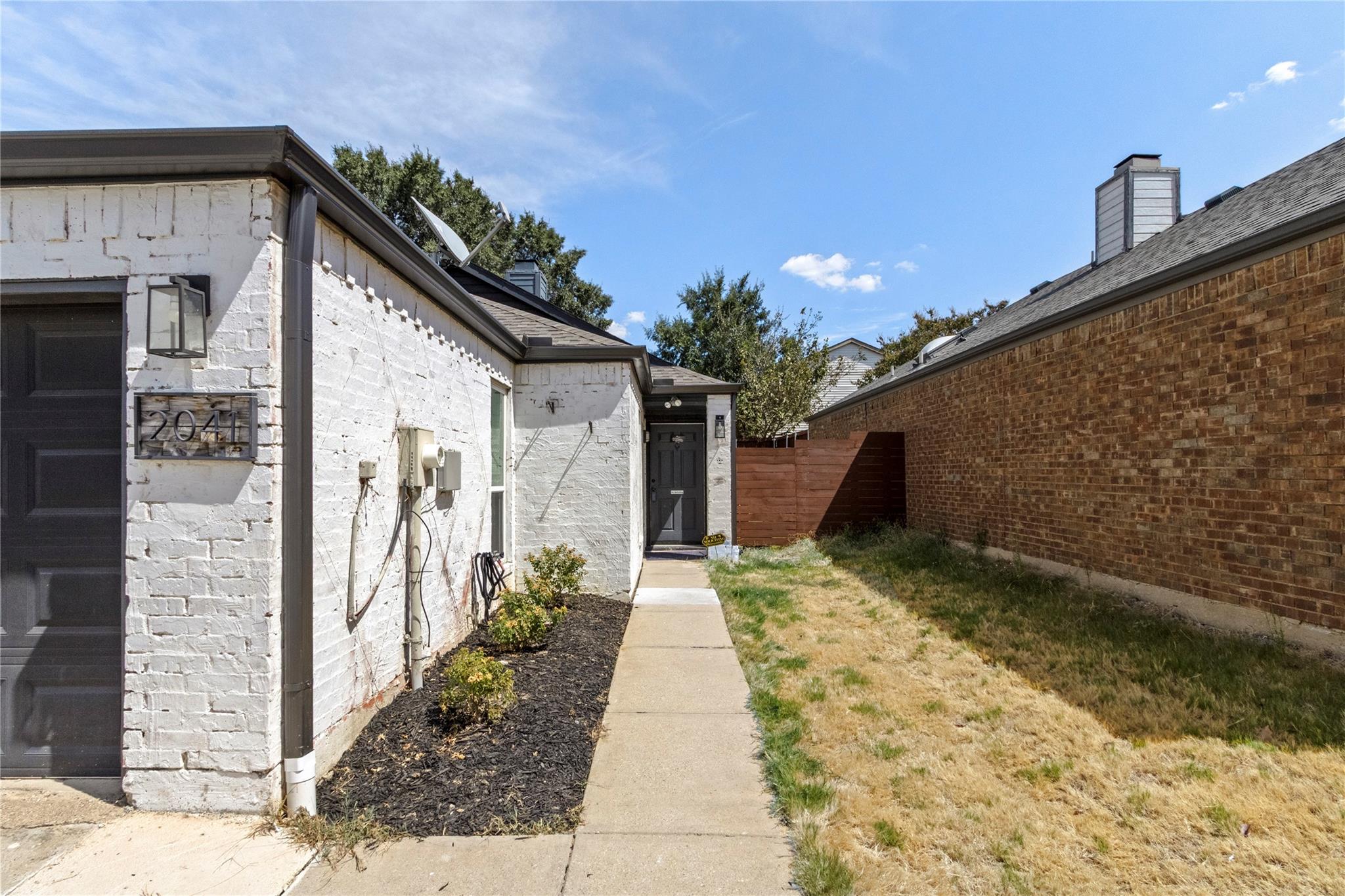 main property photo 16