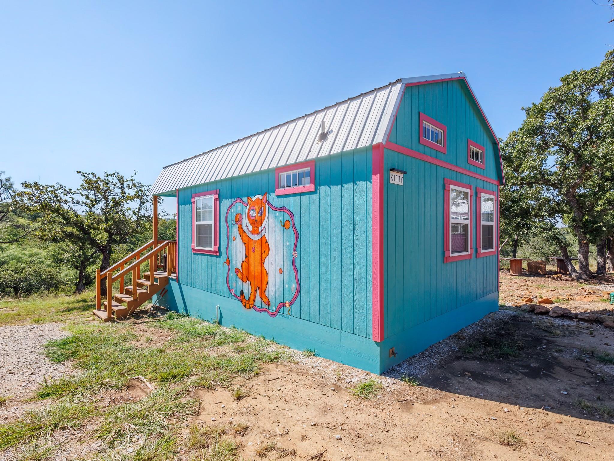 main property photo 5