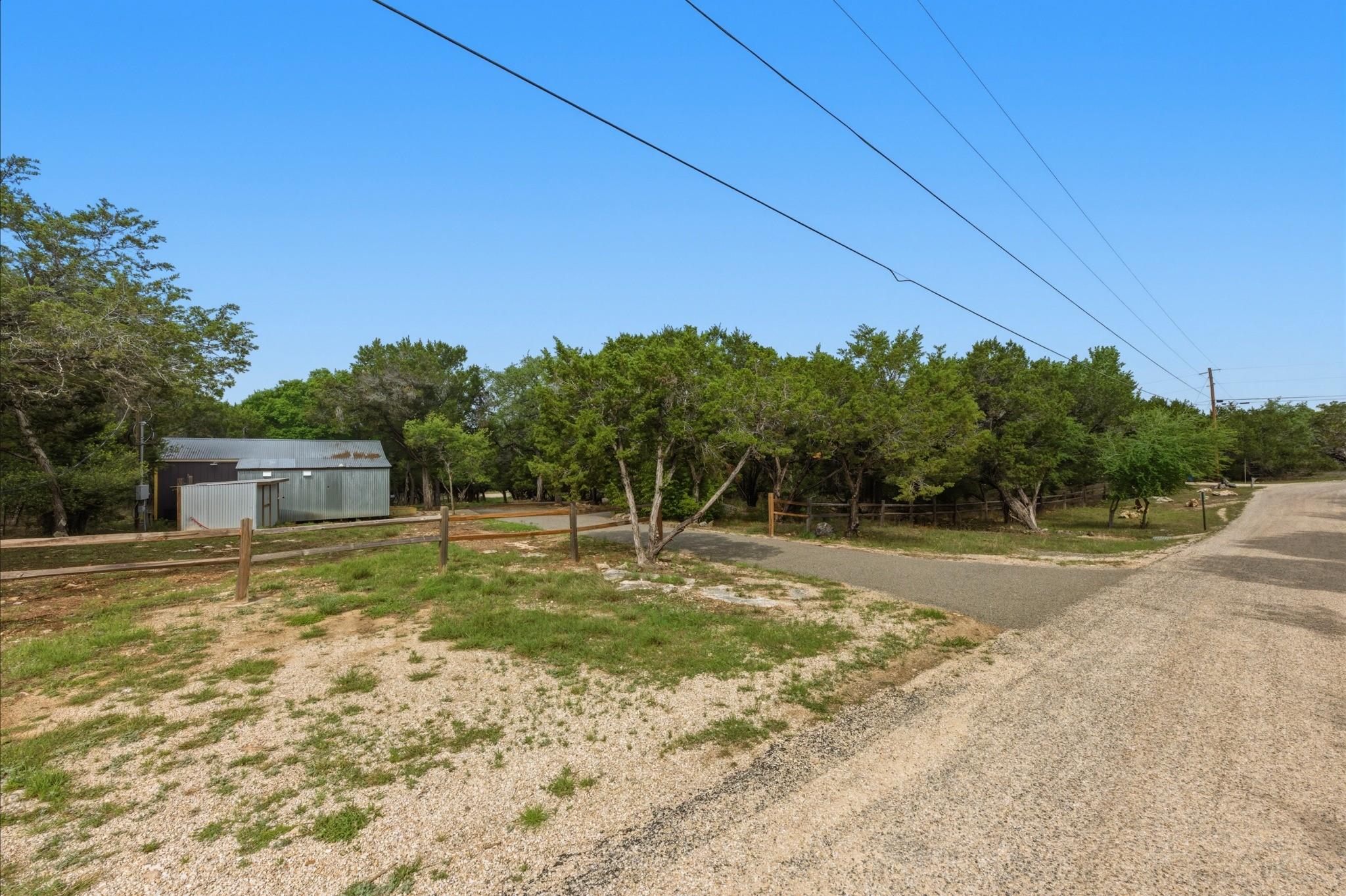 main property photo 19