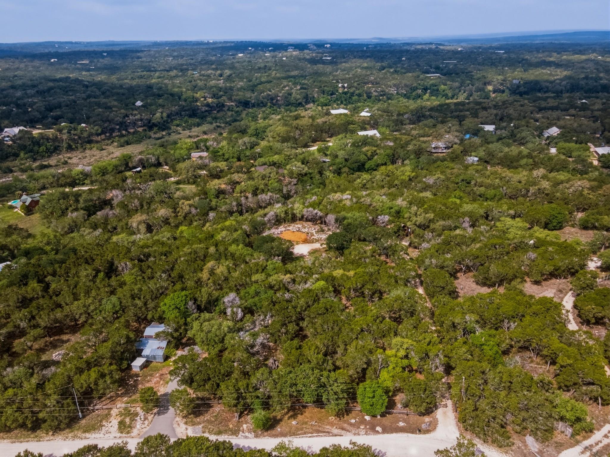 main property photo 28