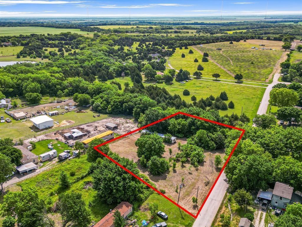 main property photo 6