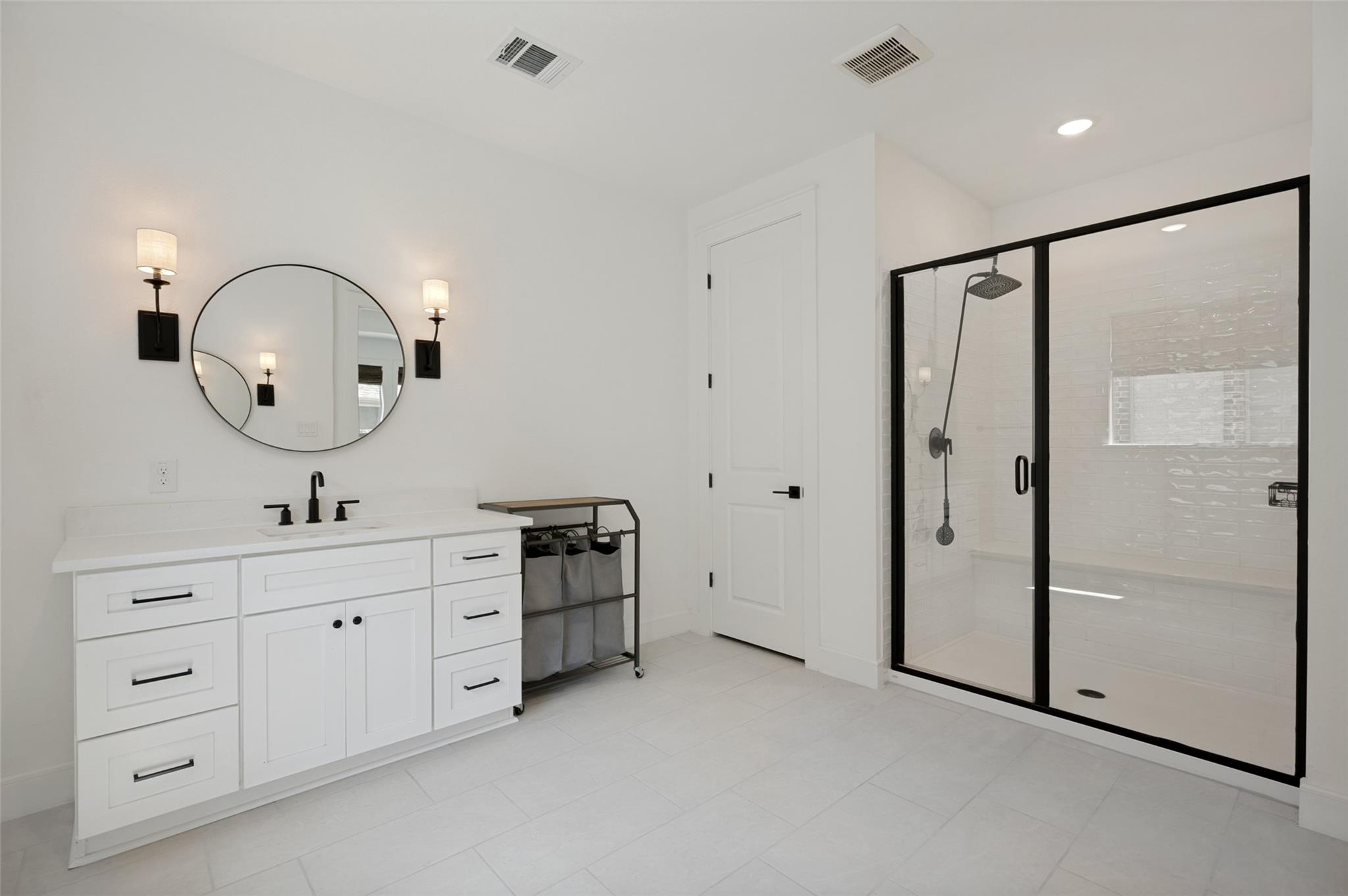 property viewer photo 15