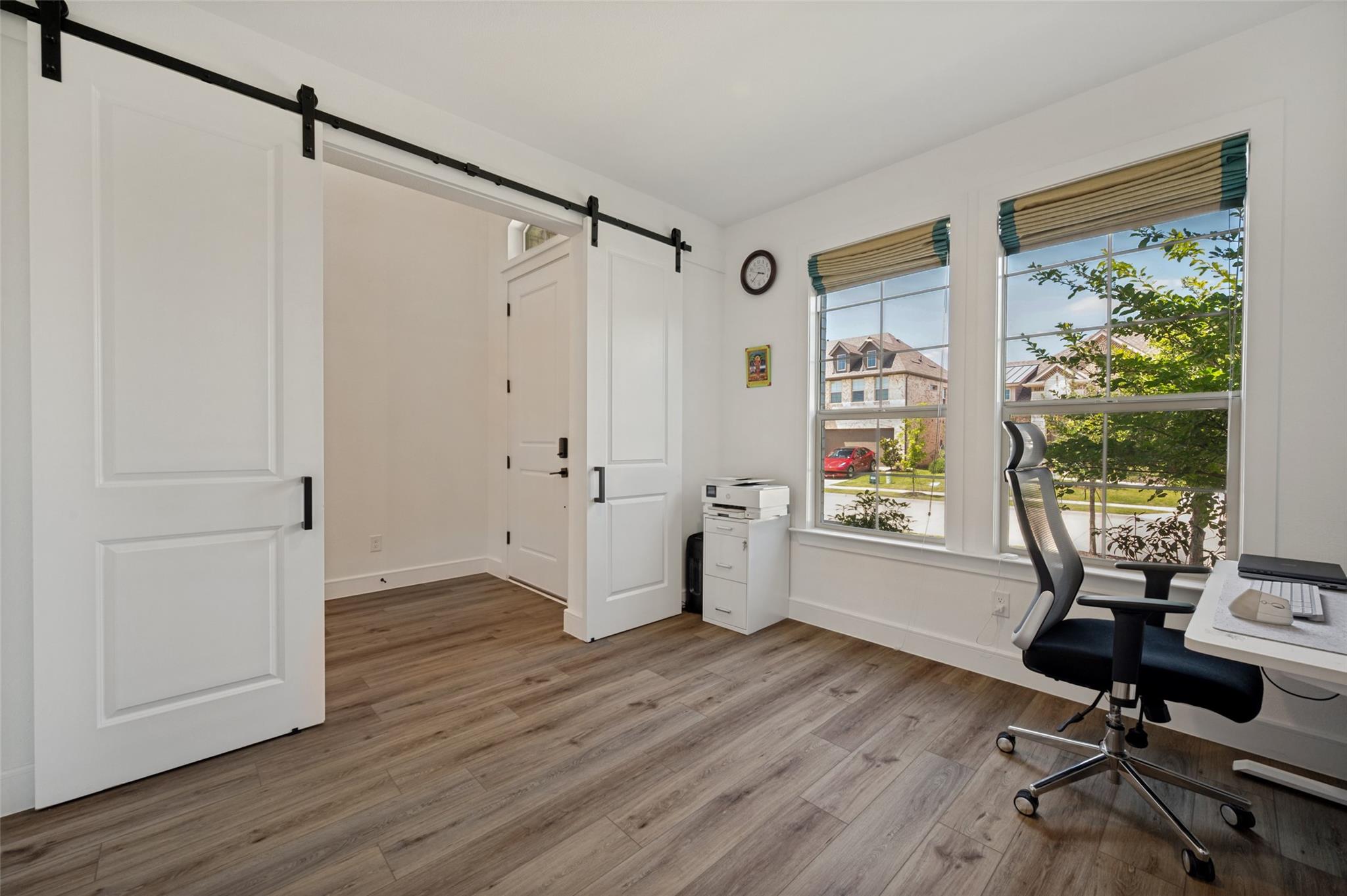 property viewer photo 5