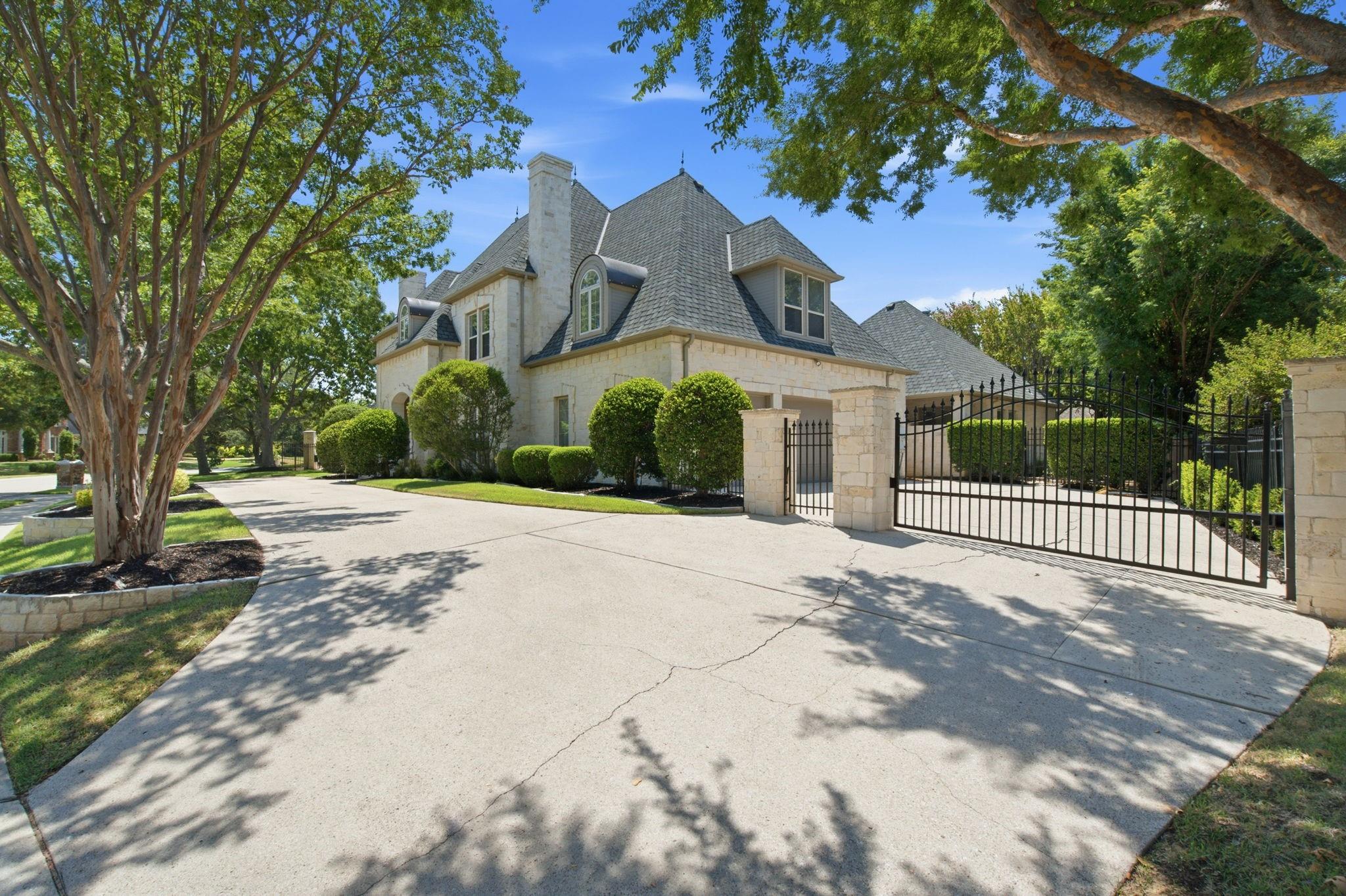 main property photo 2
