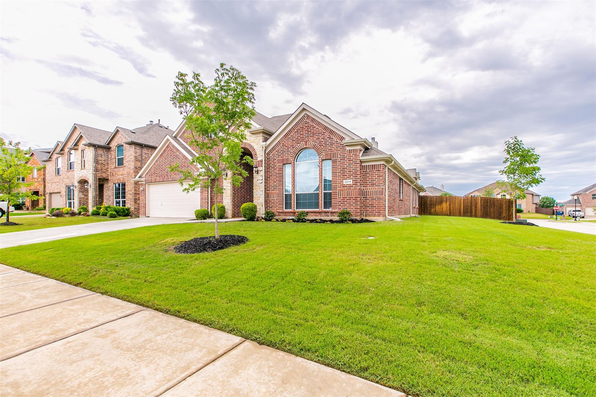 main property photo 3