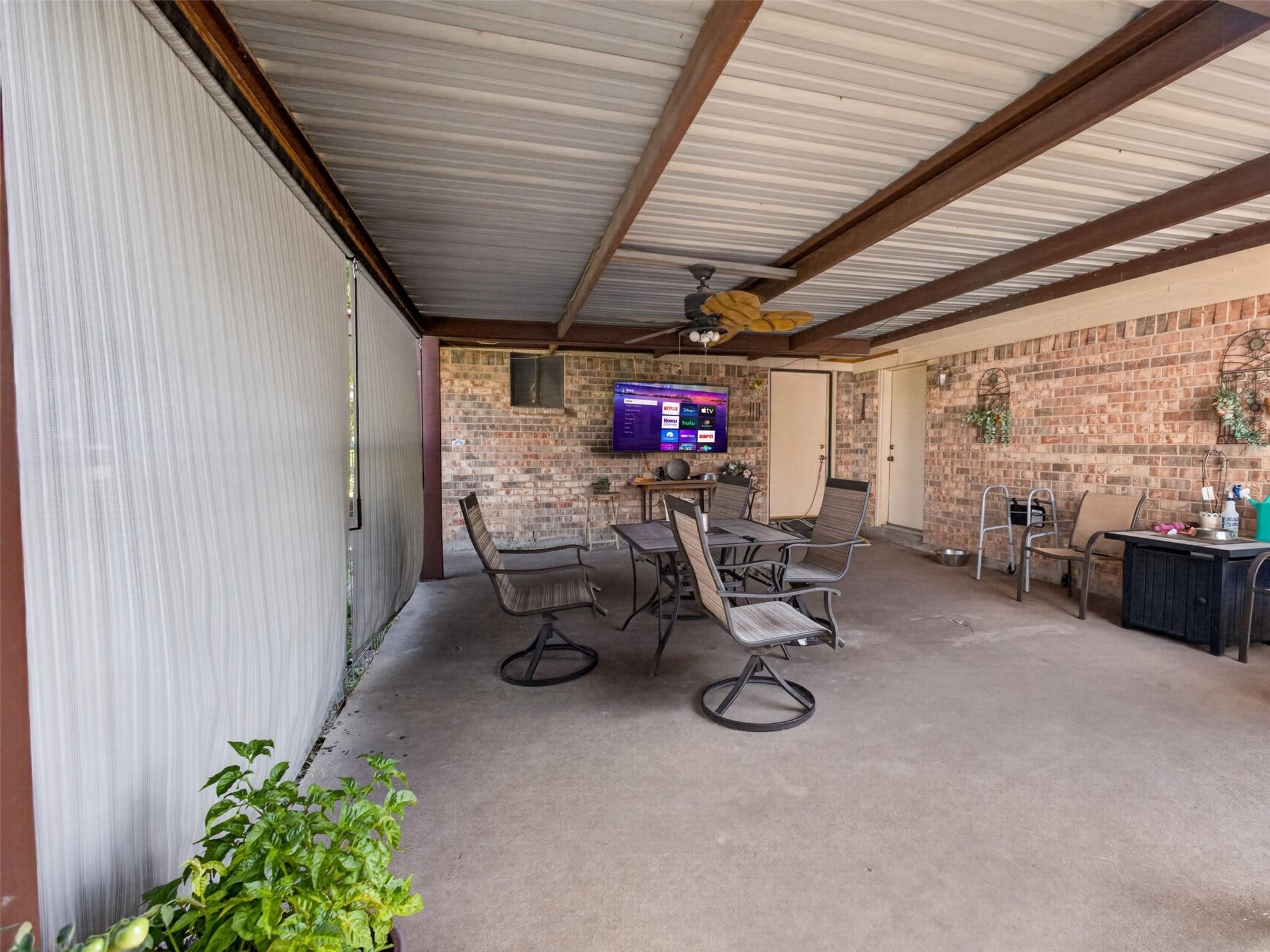 main property photo 33
