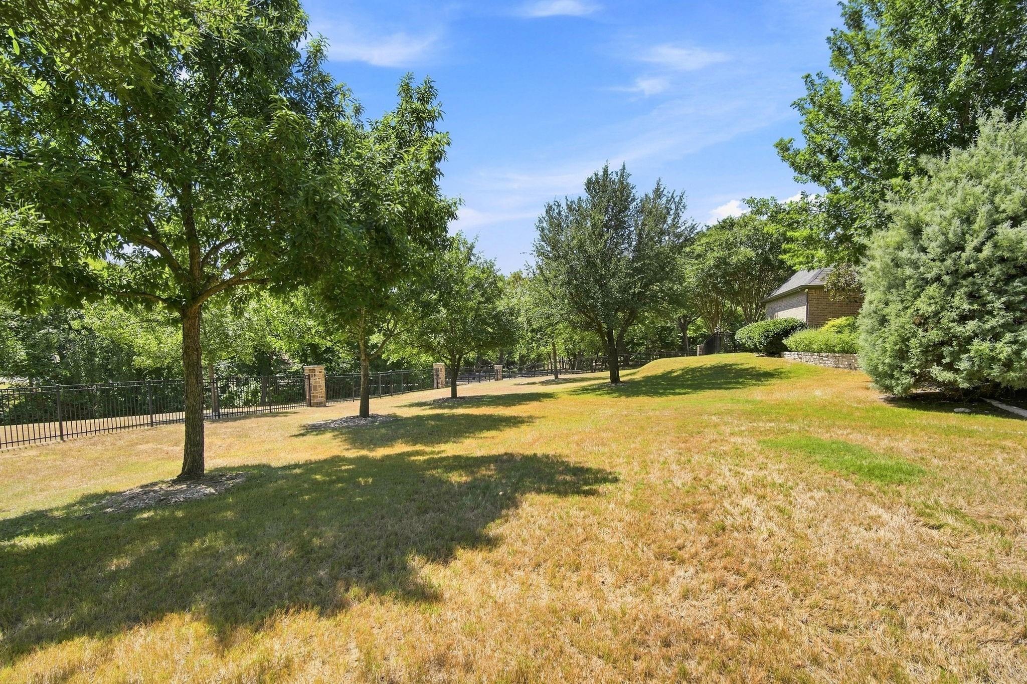 main property photo 35