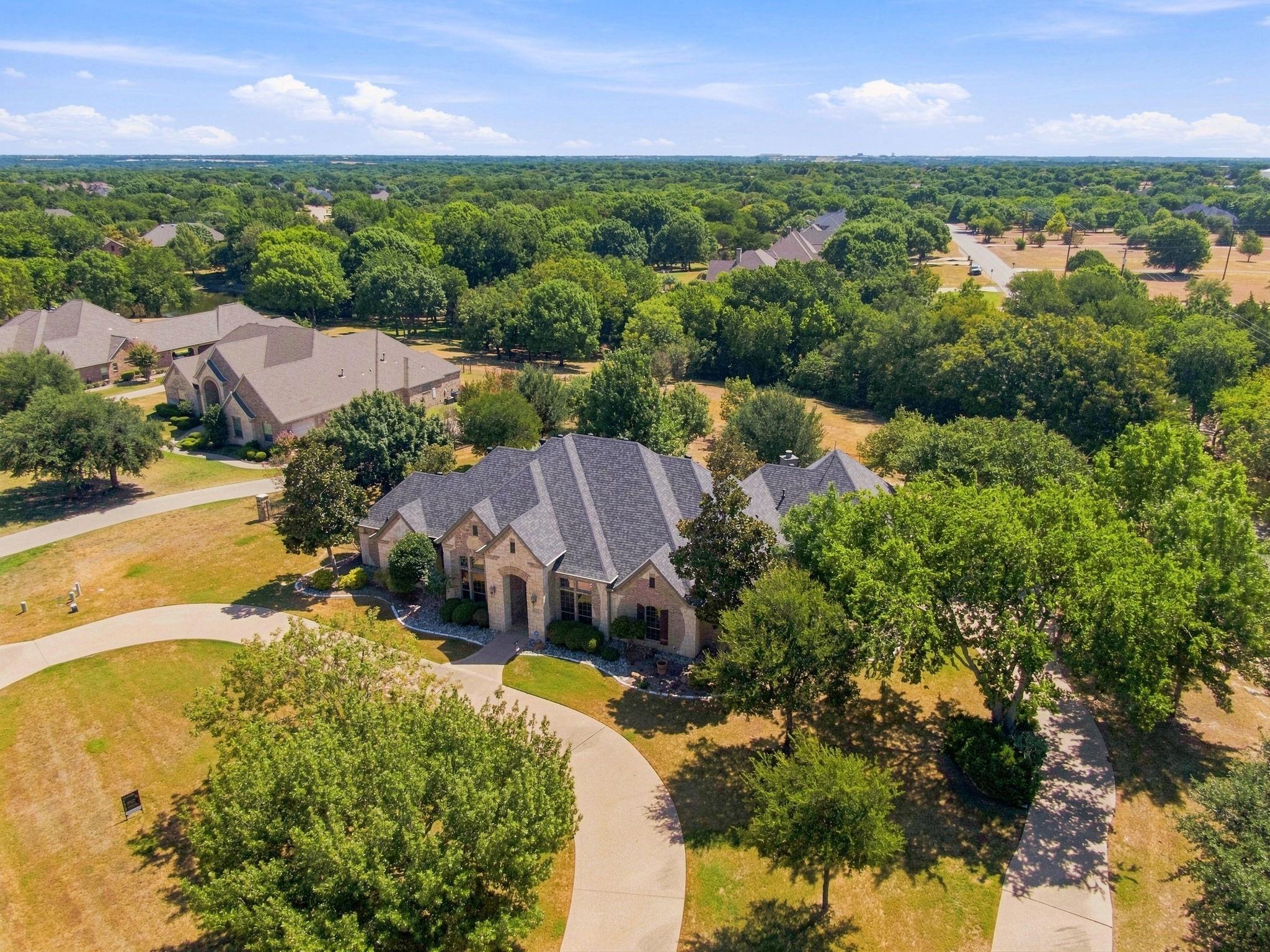 main property photo 6