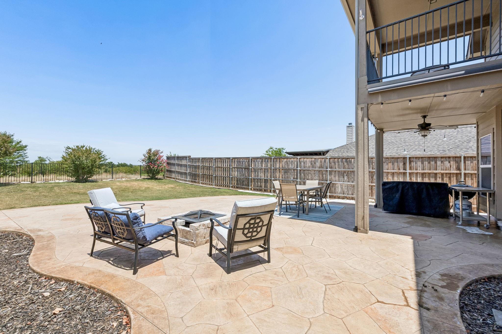 main property photo 32