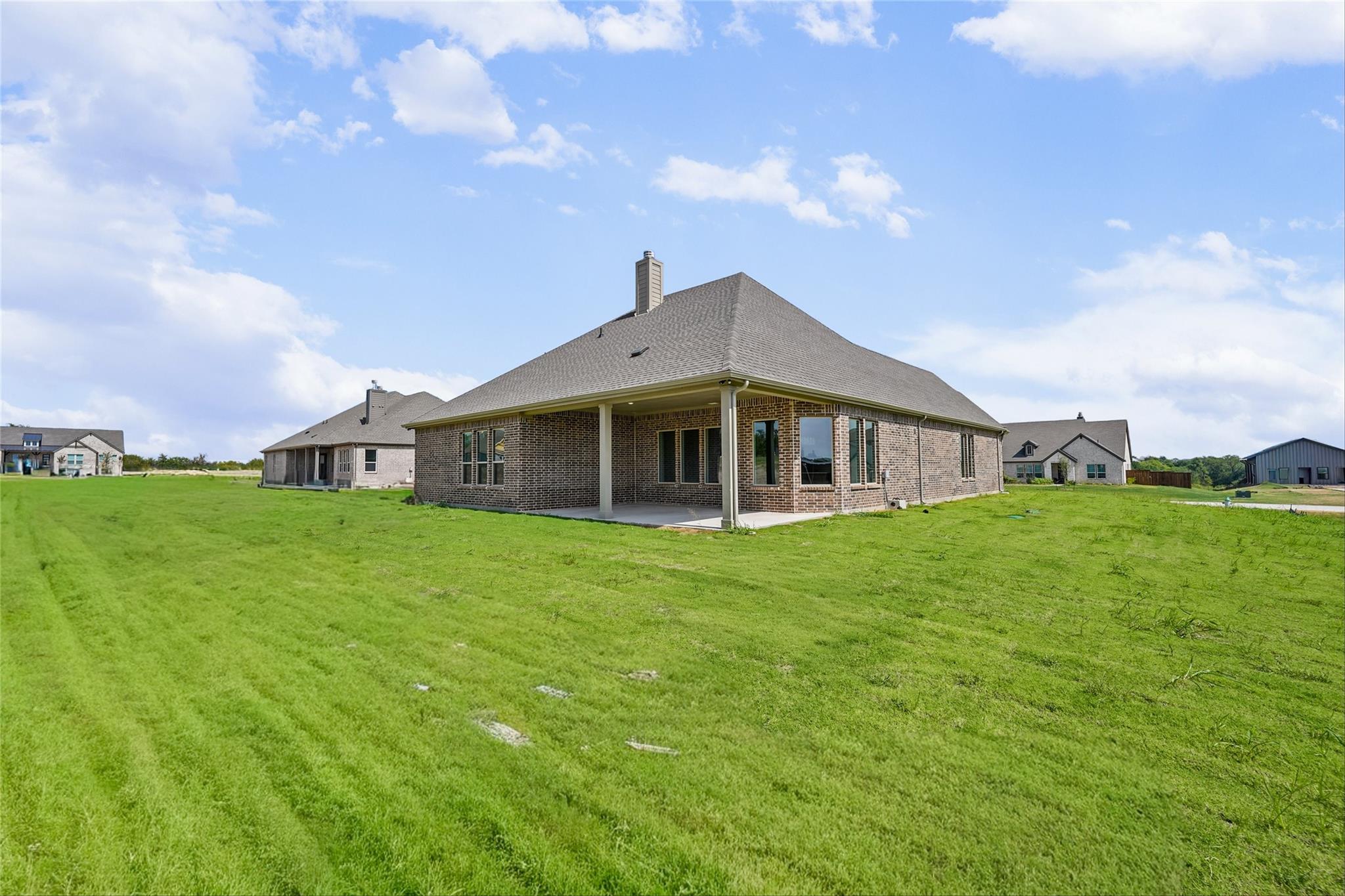 main property photo 37