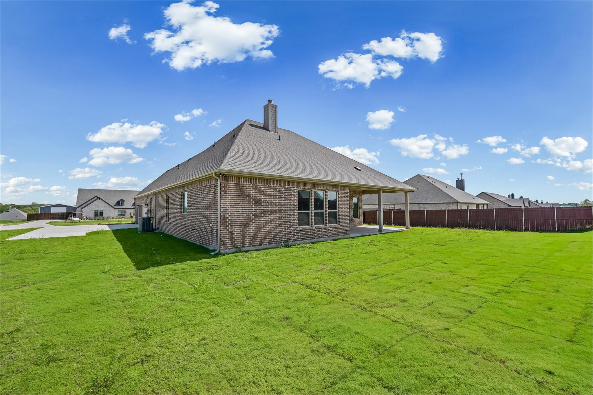 main property photo 38