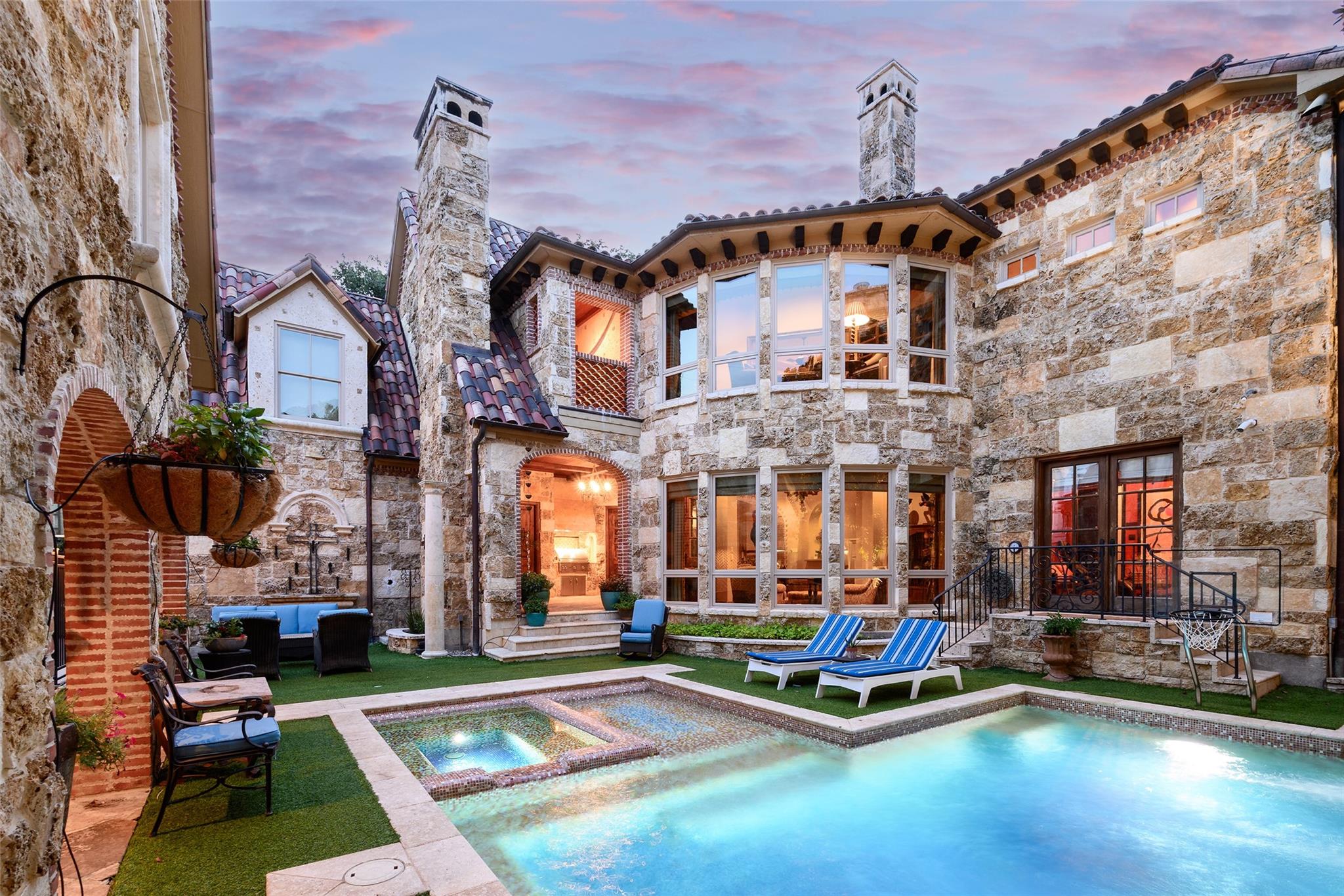main property photo 36