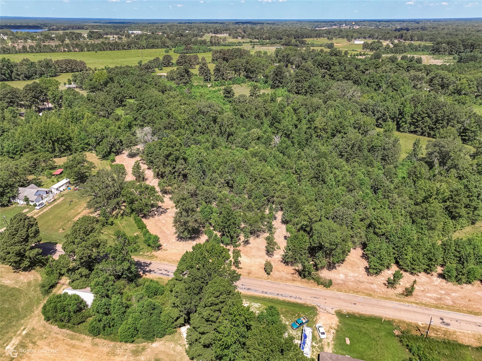 main property photo 13