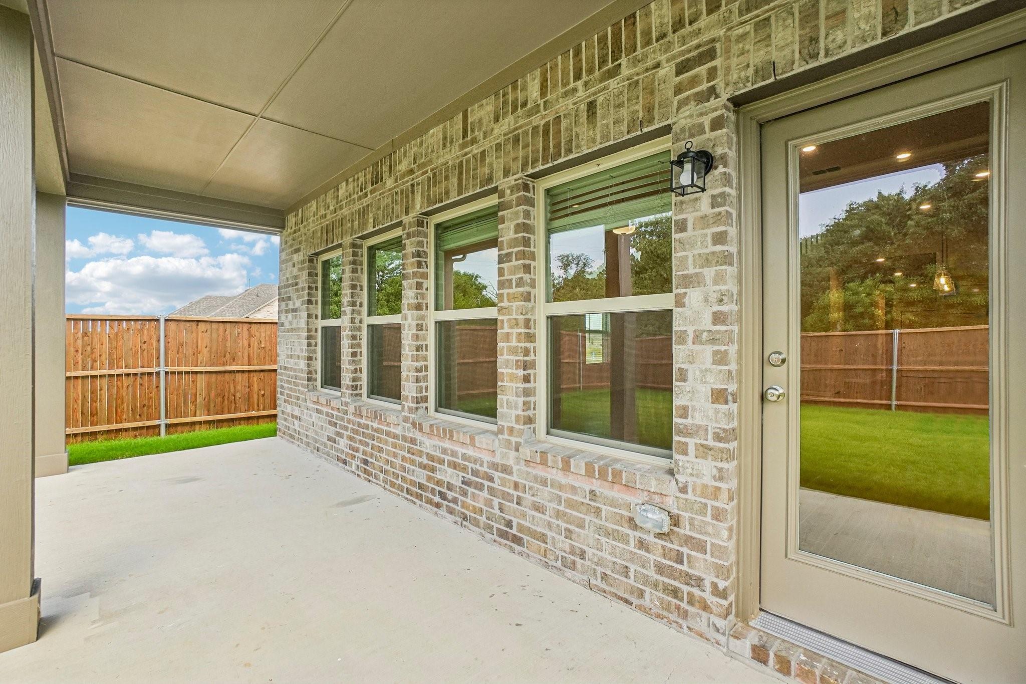 main property photo 34
