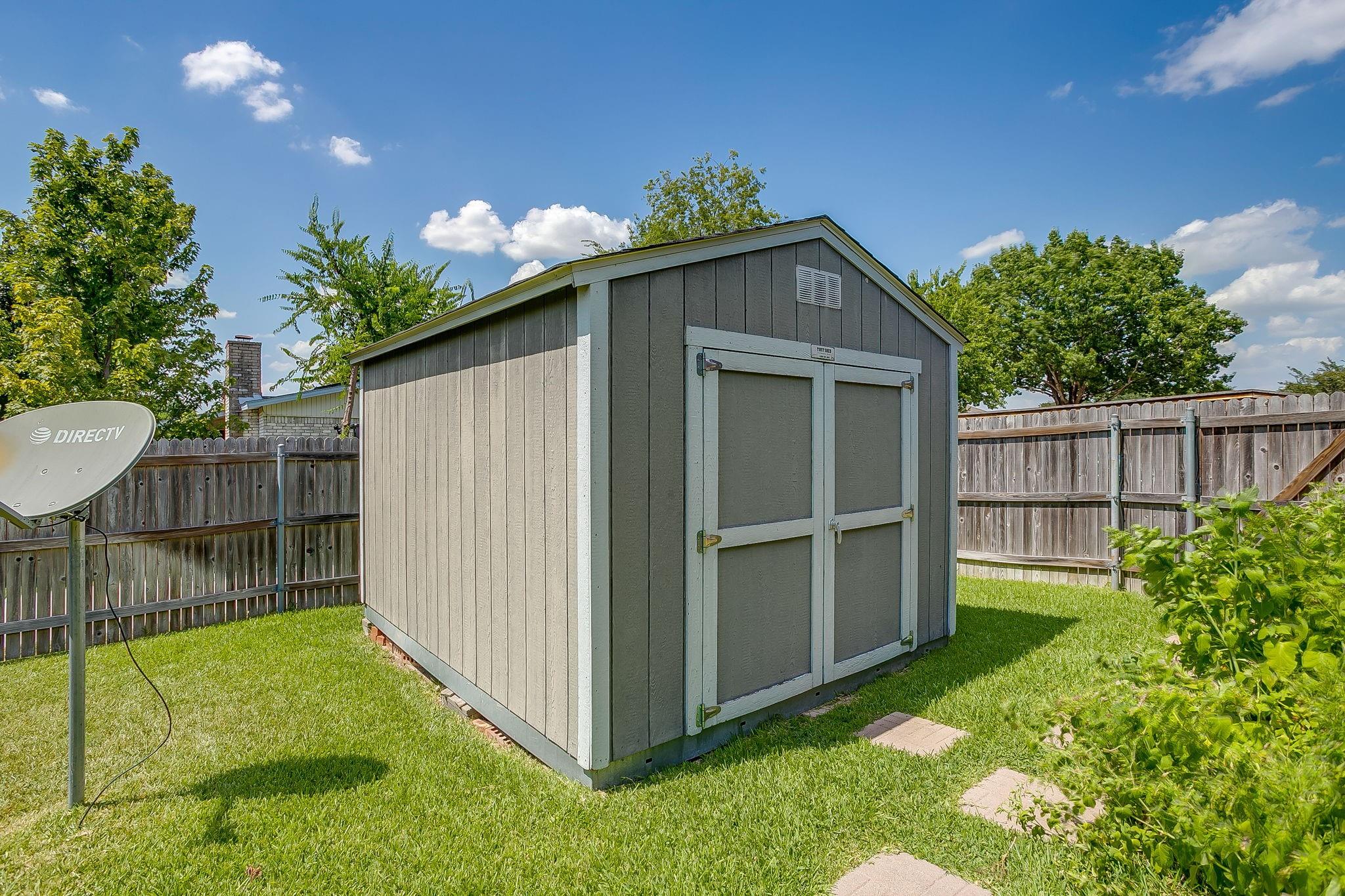 main property photo 36