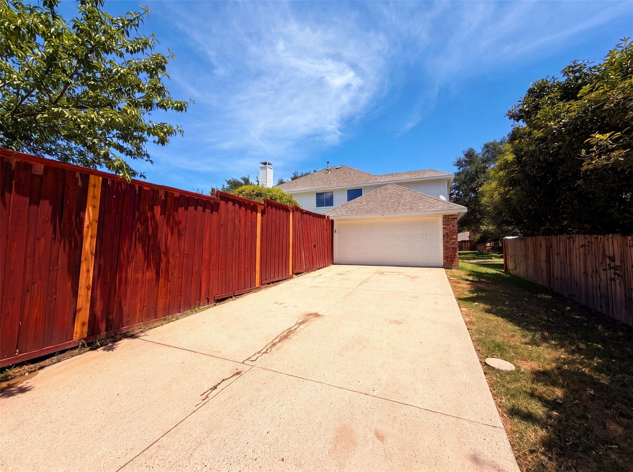 main property photo 19