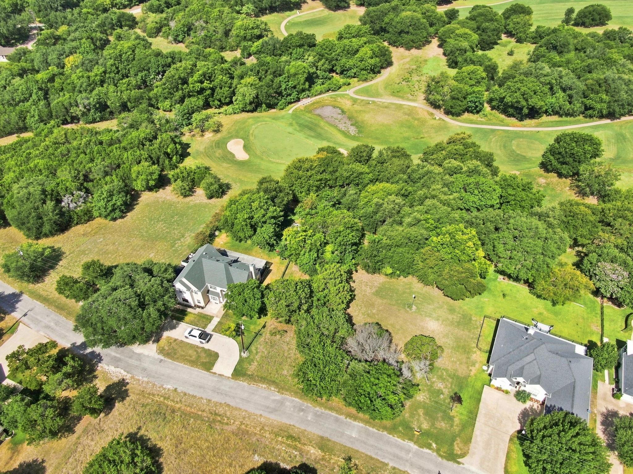 main property photo 12