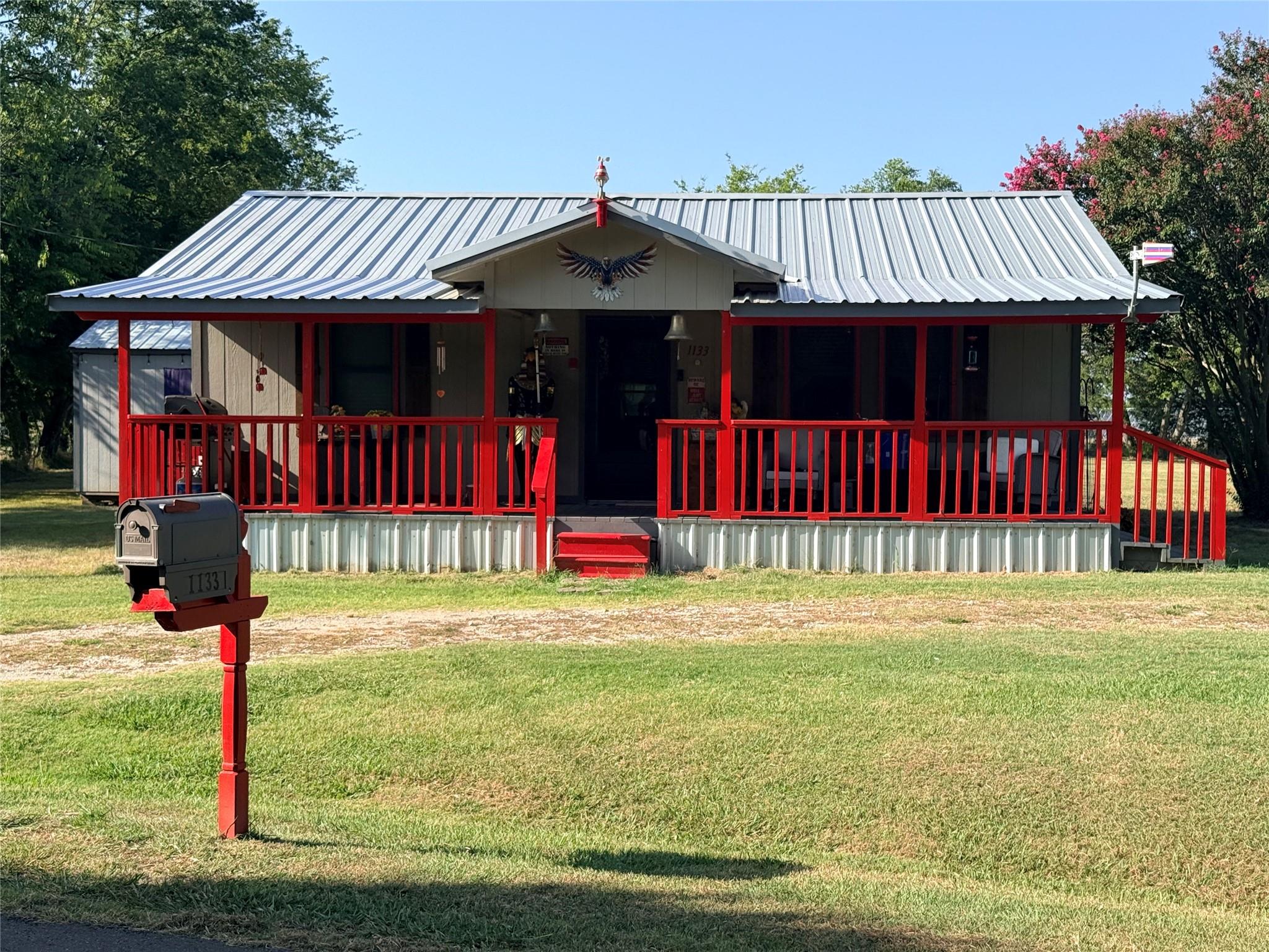 main property photo 2