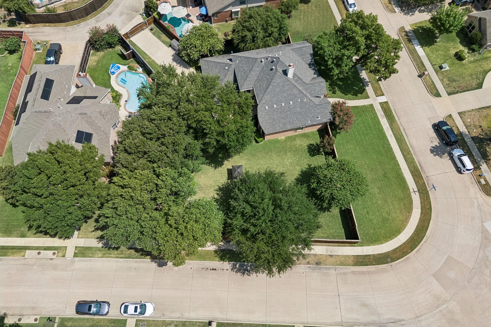 main property photo 35